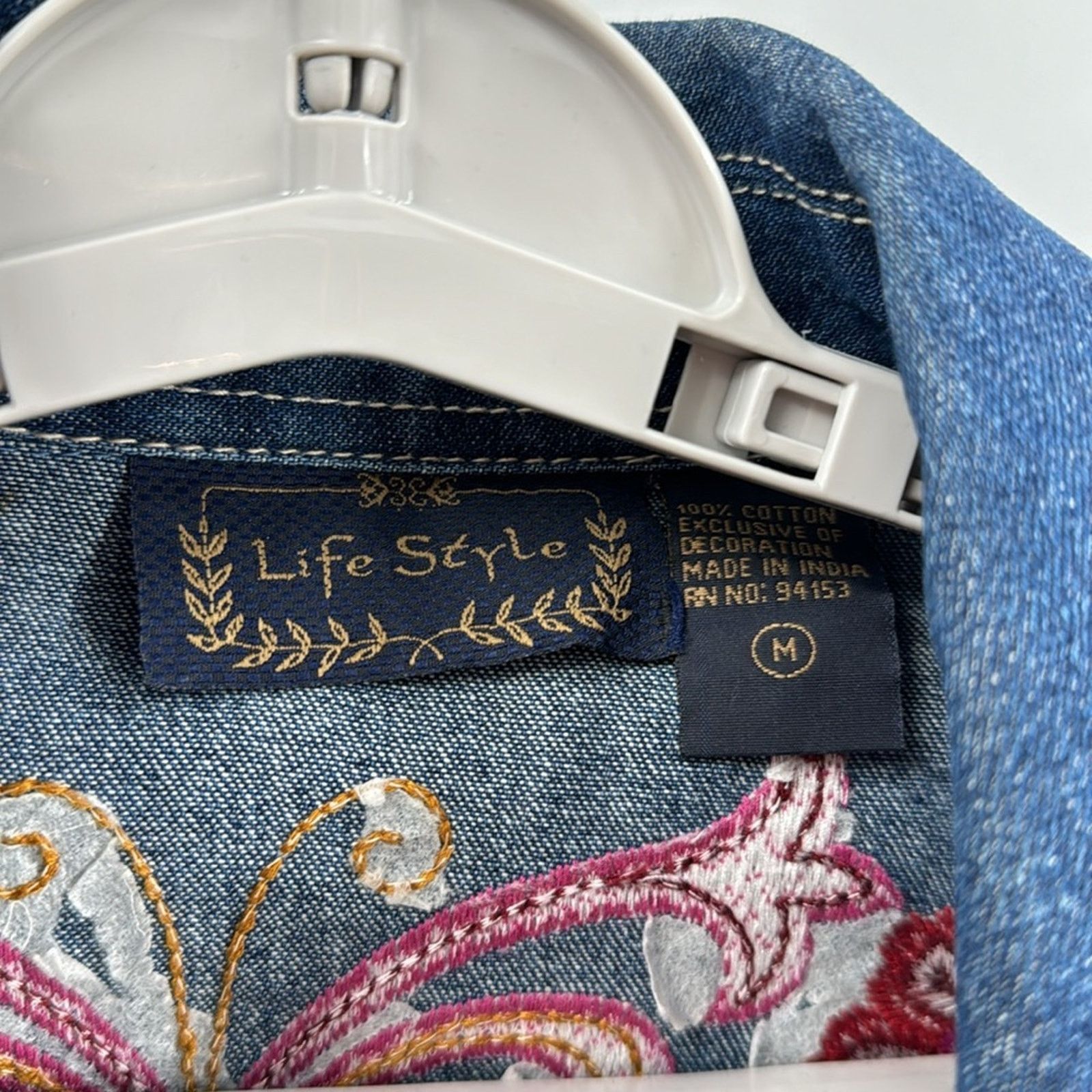 Other Life Style late 90s embroidered denim jacket girl sz M Size M / US 6-8 / IT 42-44 - 2 Thumbnail