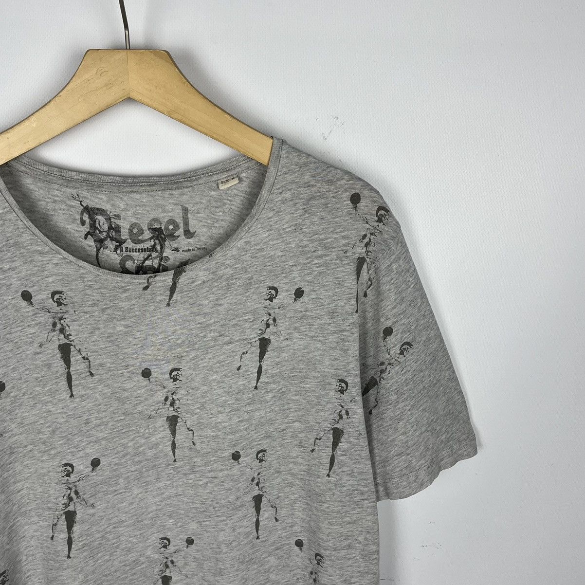 Diesel Vintage Diesel multilogo y2k tee 90’s Size US M / EU 48-50 / 2 - 2 Thumbnail