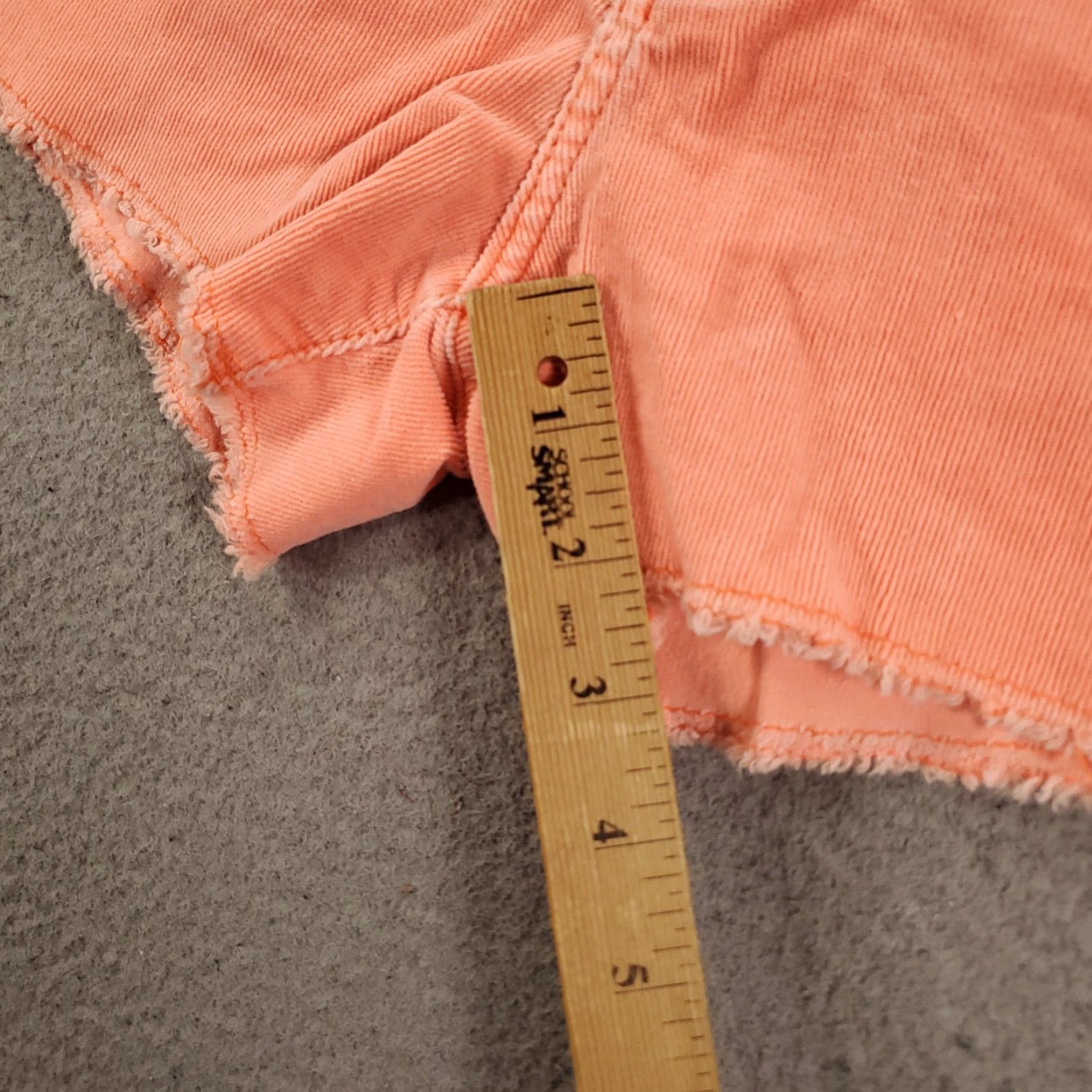 Pinko VINTAGE BIG STAR Corduroy Shorts Women 27 Pink Fringe 5-Pocket Bohemian Summer Size 27" / US 4 / IT 40 - 4 Thumbnail