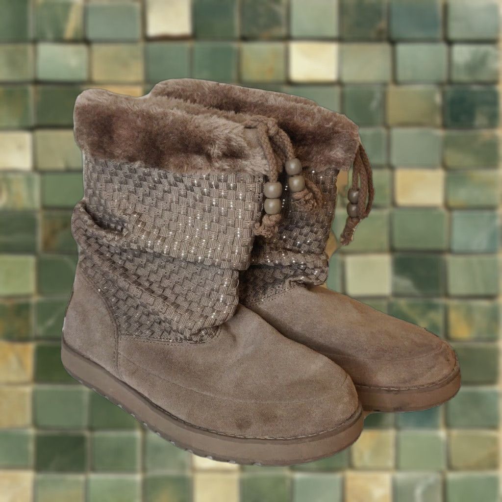 SKECHERS Boots Slouchy Women's Suede Beige Sparkly Details Size