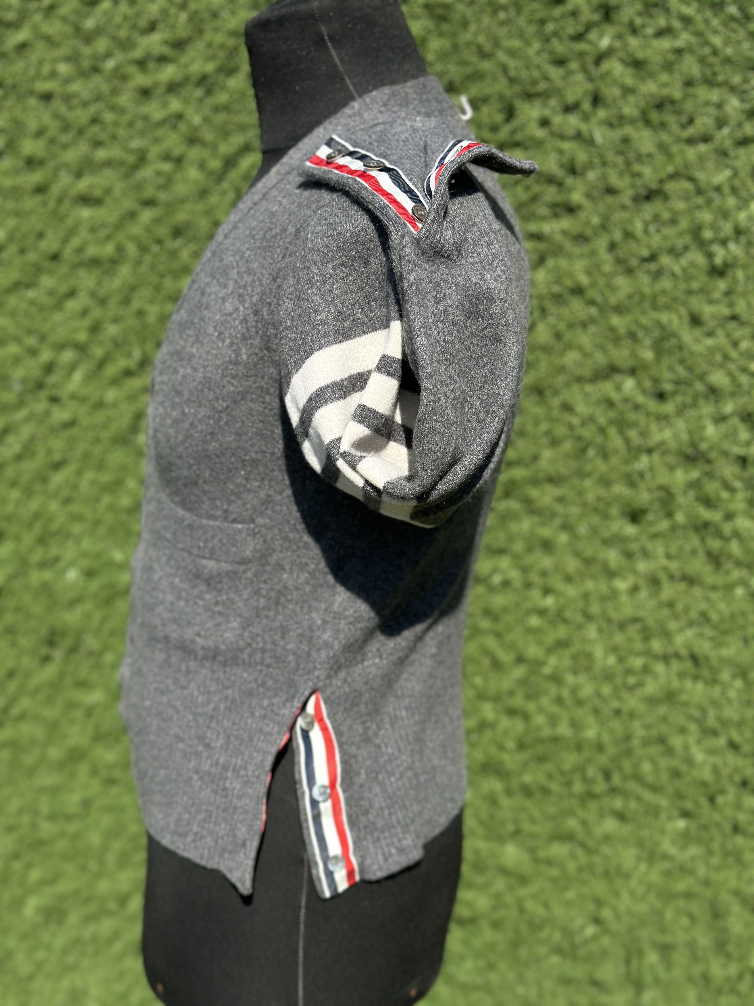 Thom Browne Thom Browne Cashmere 4-Bar Stripe Cardigan Size 2 Scotland Size US M / EU 48-50 / 2 - 2 Thumbnail