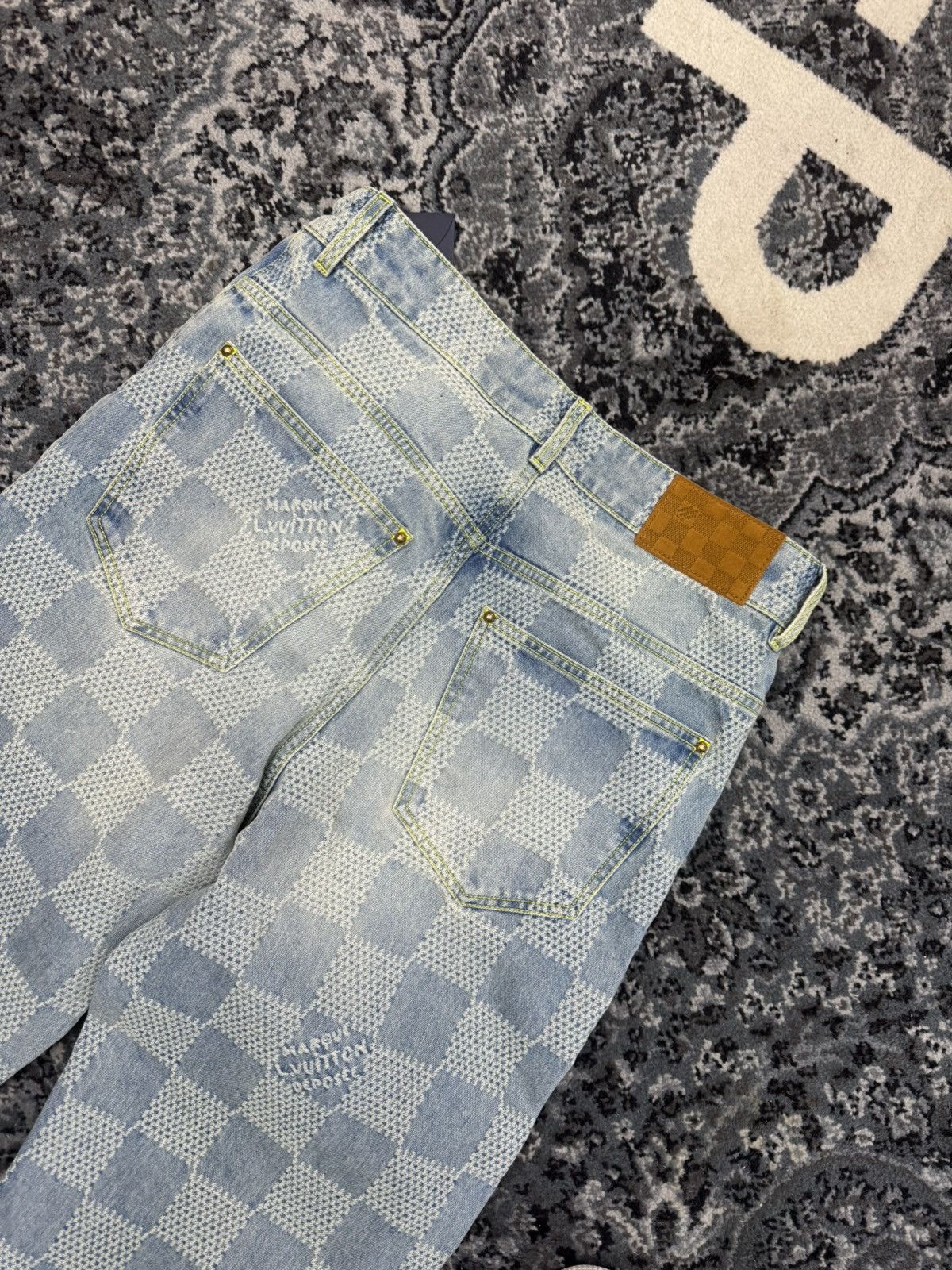 Louis Vuitton Louis Vuitton Damier skate denim Size US 30 / EU 46 - 13 Thumbnail