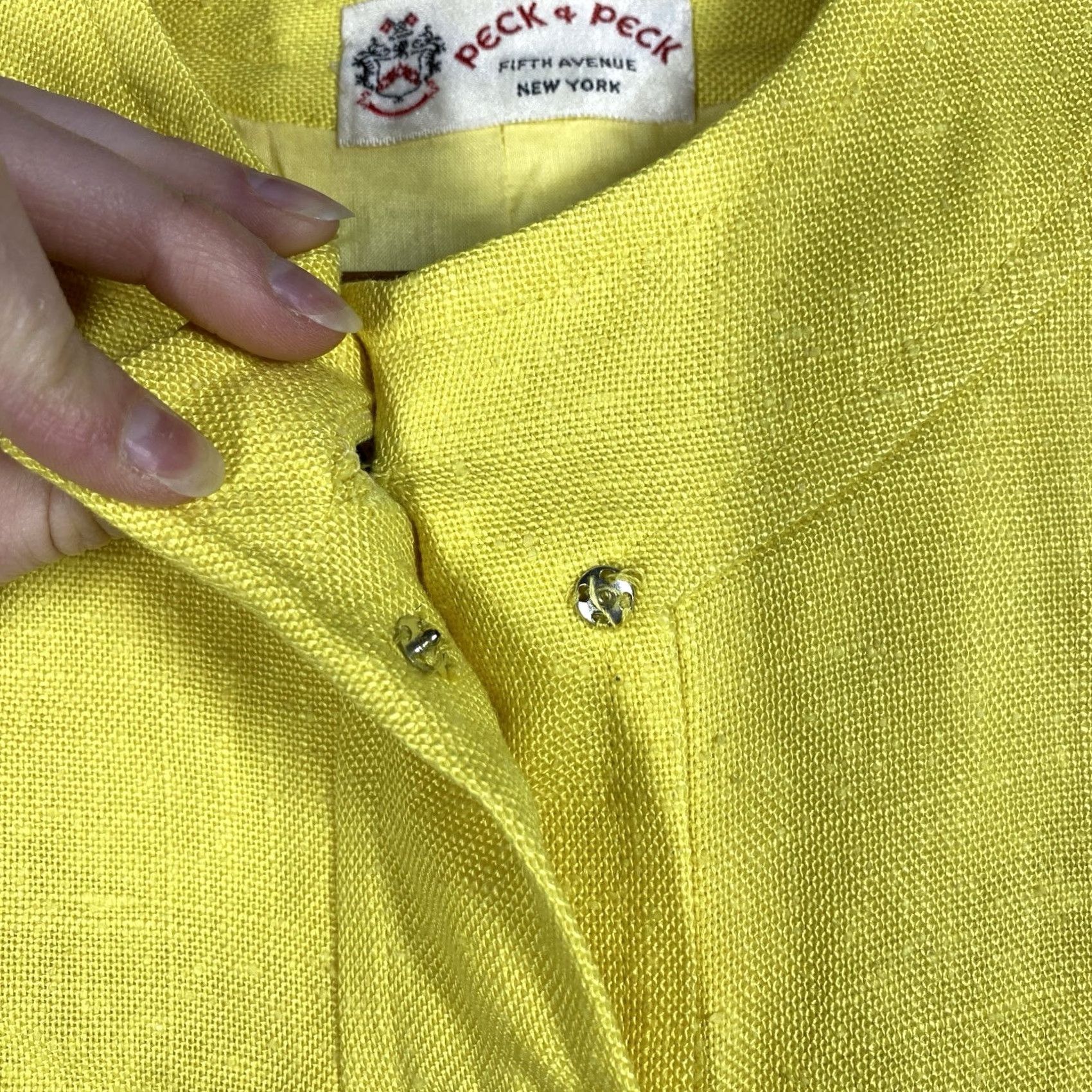 Vintage VINTAGE Peck & Peck Linen Jumpsuit Shirt Dress Mod GoGo 60s Yellow 1960s 13 Adult? Size 34" / US 12 / IT 48 - 6 Thumbnail