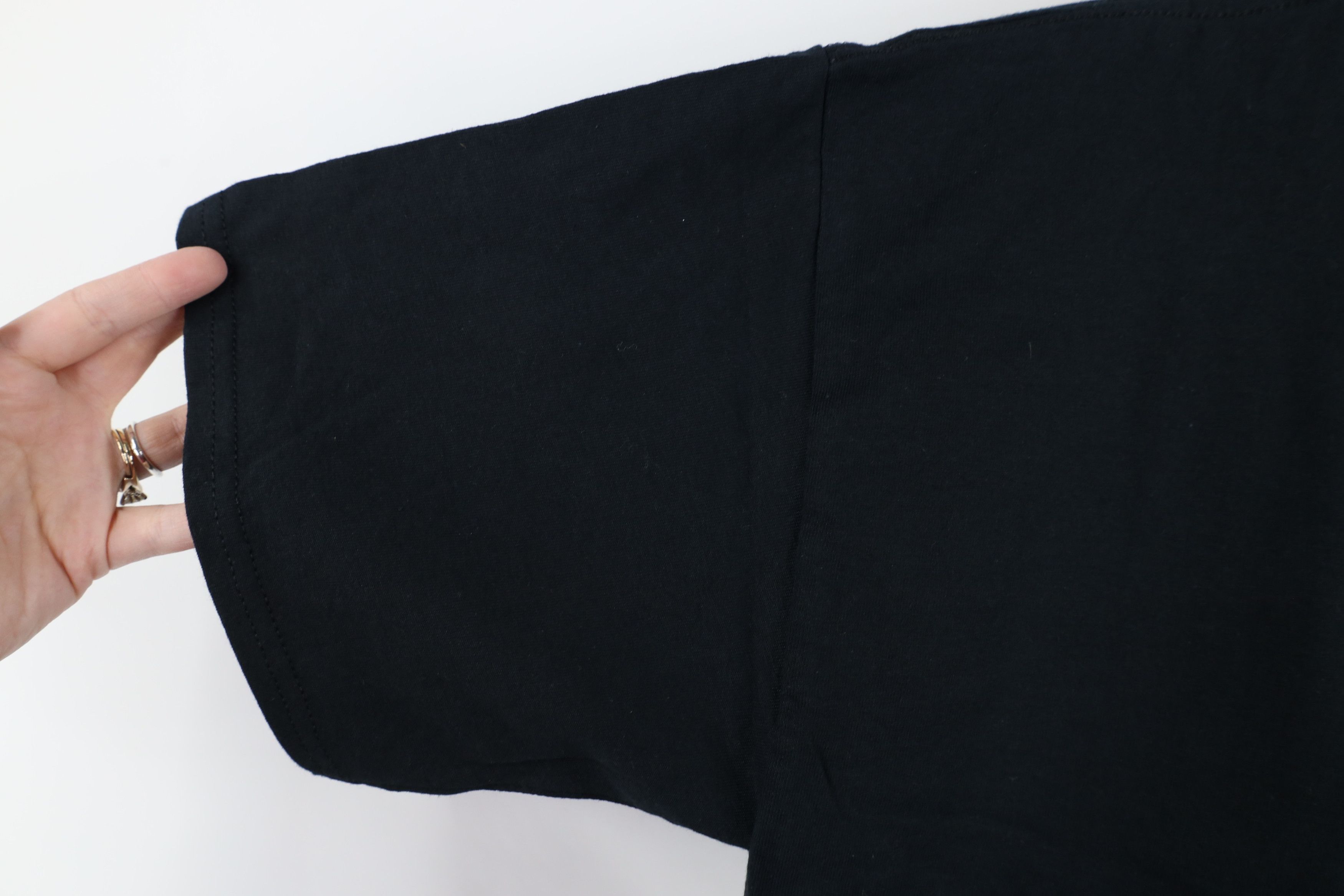 Vintage Vintage 90s Streetwear Heavyweight Cotton T-Shirt Black Size US L / EU 52-54 / 3 - 6 Thumbnail