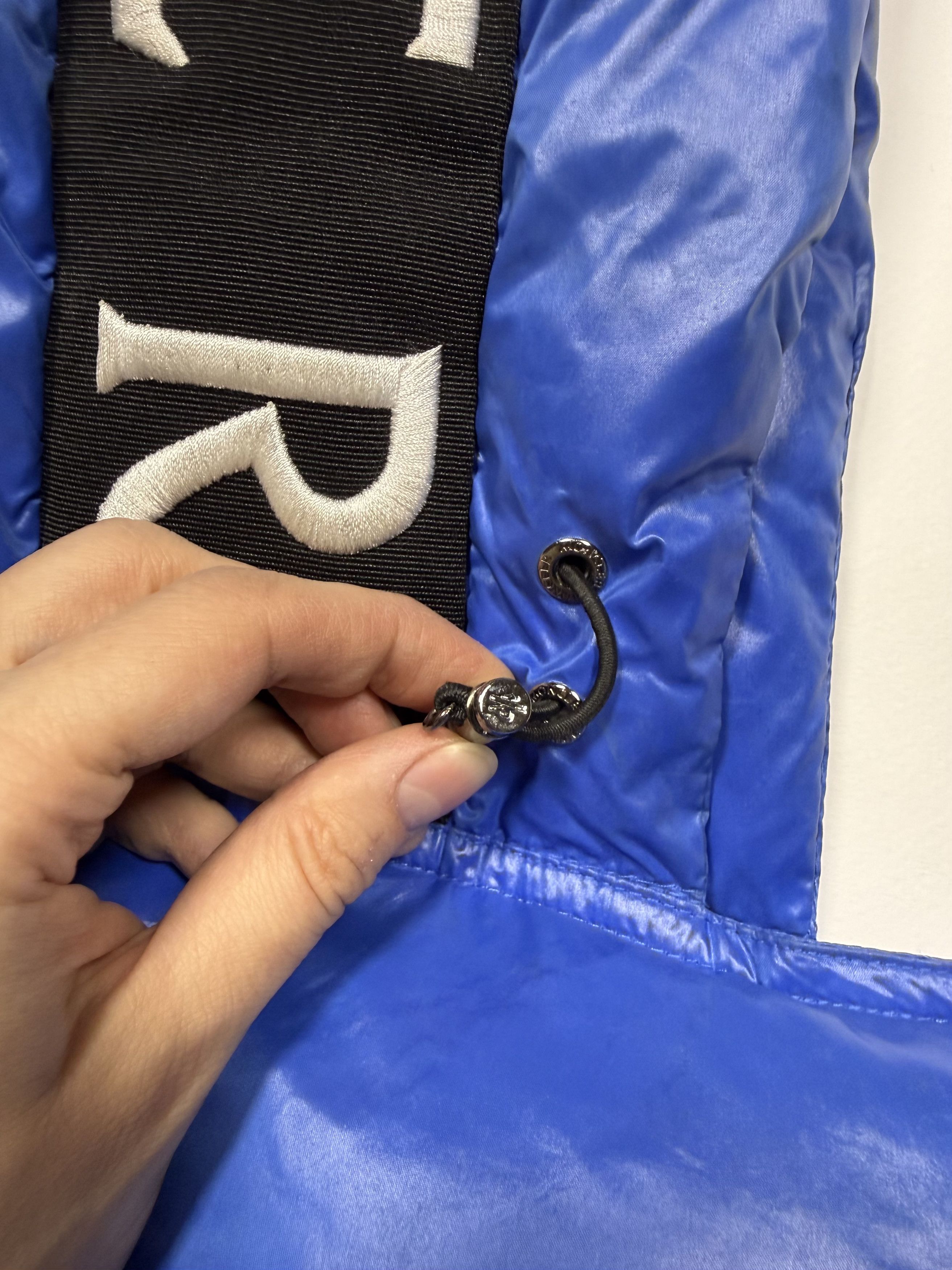 Moncler Authentic Moncler Puffer Down Hood Blue Size ONE SIZE - 5 Thumbnail