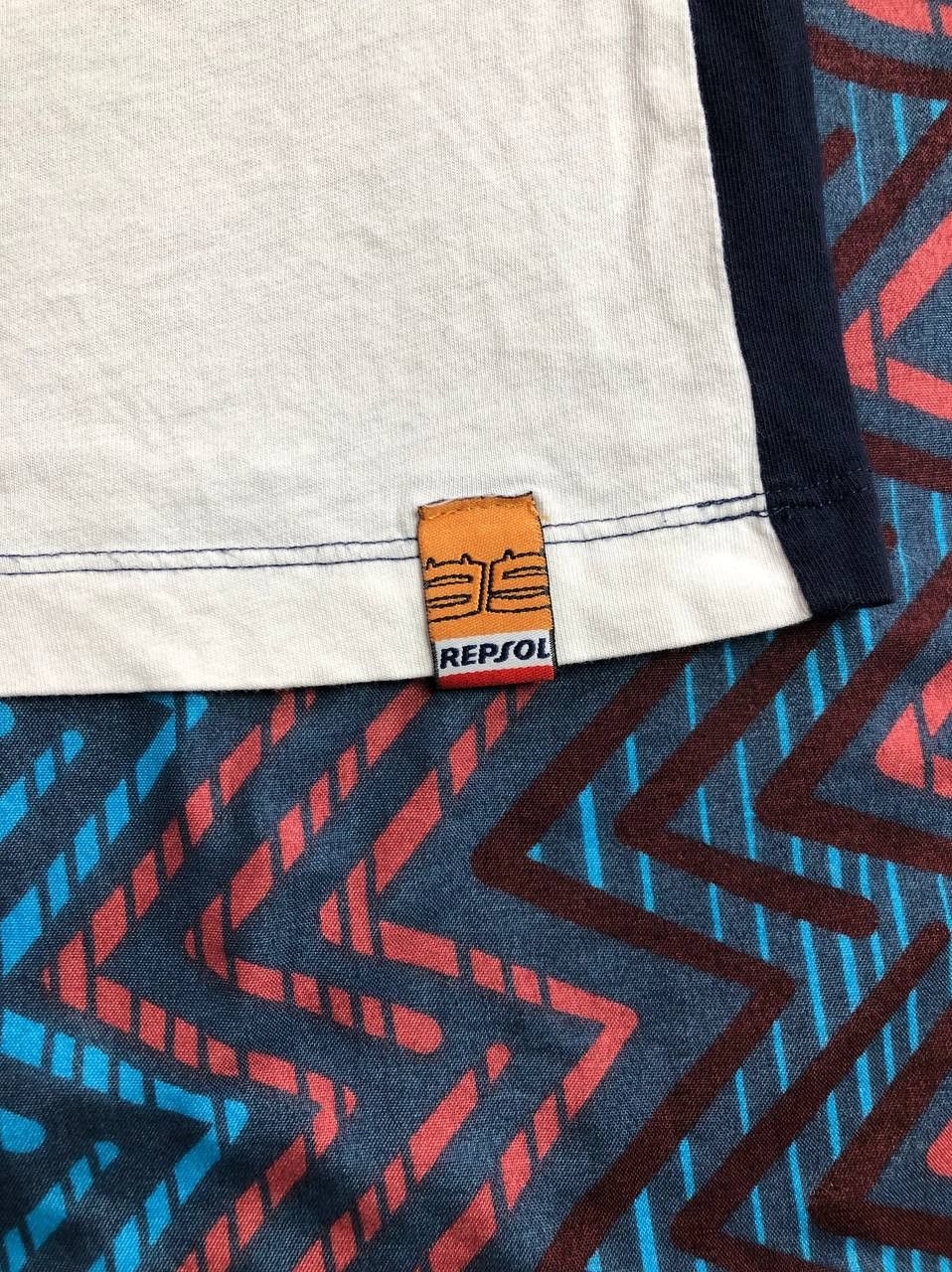 Honda Streetwear Repsol Honda #99 T-Shirt Y2K Vintage Size US M / EU 48-50 / 2 - 5 Thumbnail
