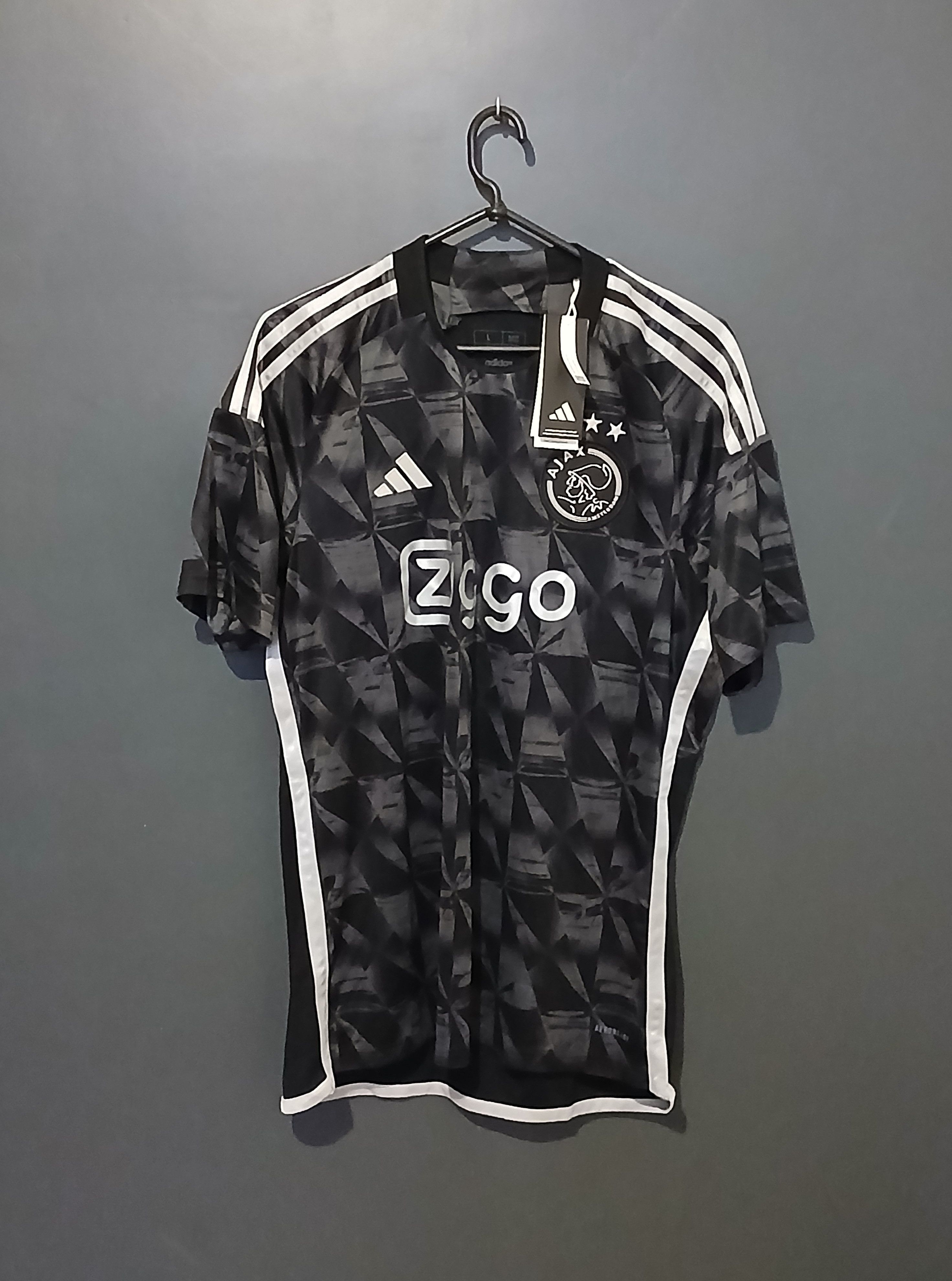 Adidas New Ajax 23/24 Third Football Jersey T-Shirt Size US L / EU 52-54 / 3 - 1 Thumbnail