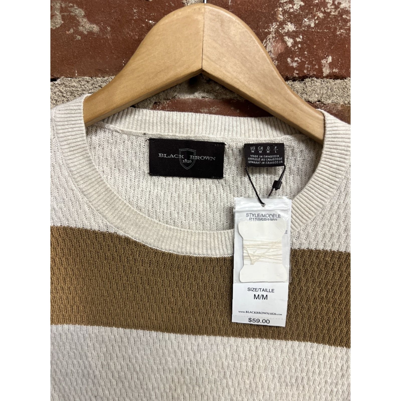 Vintage Black Brown 1826 T-Shirt Long Sleeve Mens M Beige Striped NWT V-Neck Cotton Jersey 28" Length 23" Pit to Pit Size US M / EU 48-50 / 2 - 2 Thumbnail