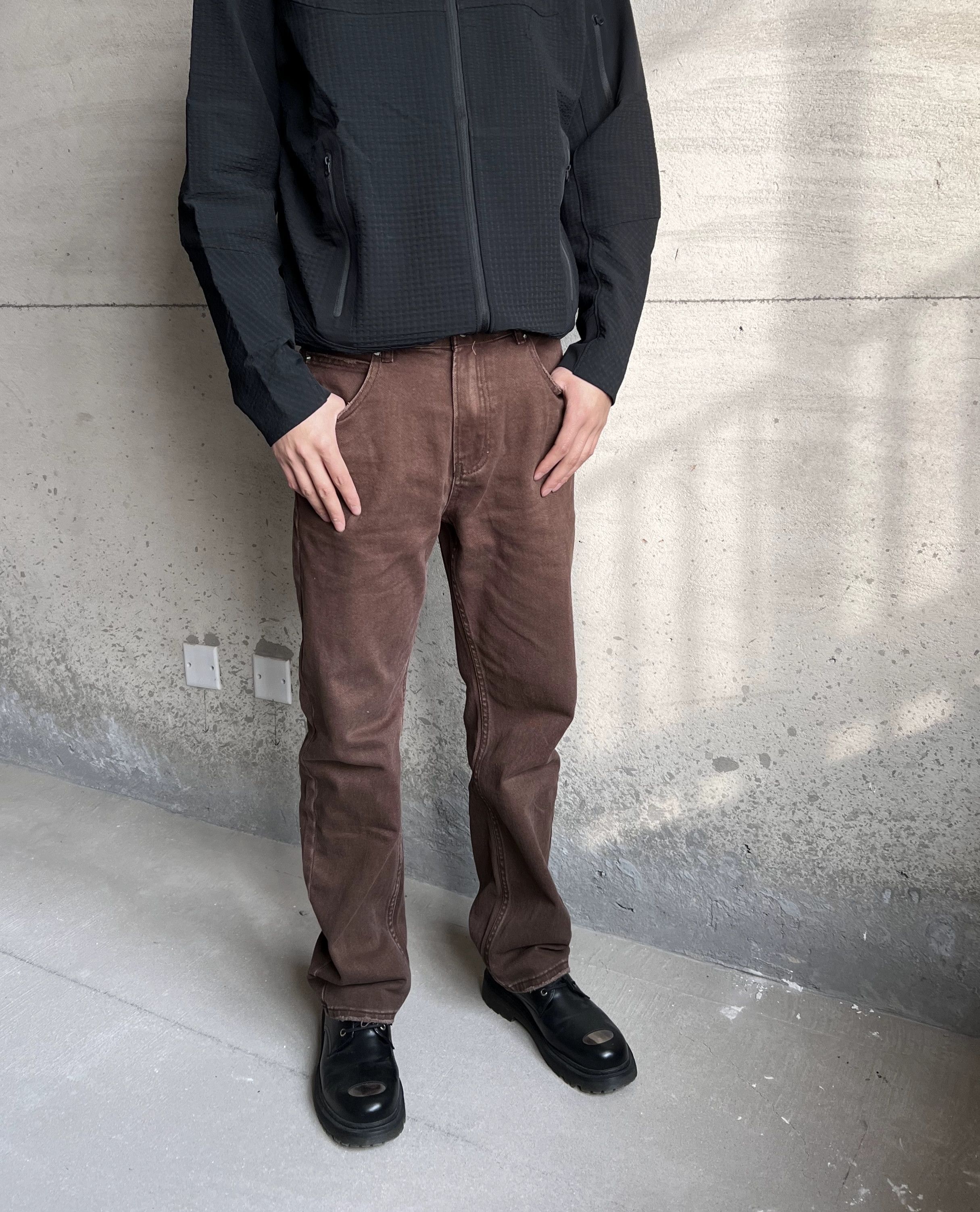 damaged y2k washed faded yuppie jeans