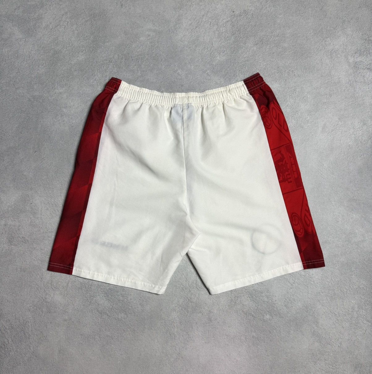 Umbro Manchester United 1996/98 Home Football Soccer Shorts Umbro Size US 30 / EU 46 - 2 Thumbnail