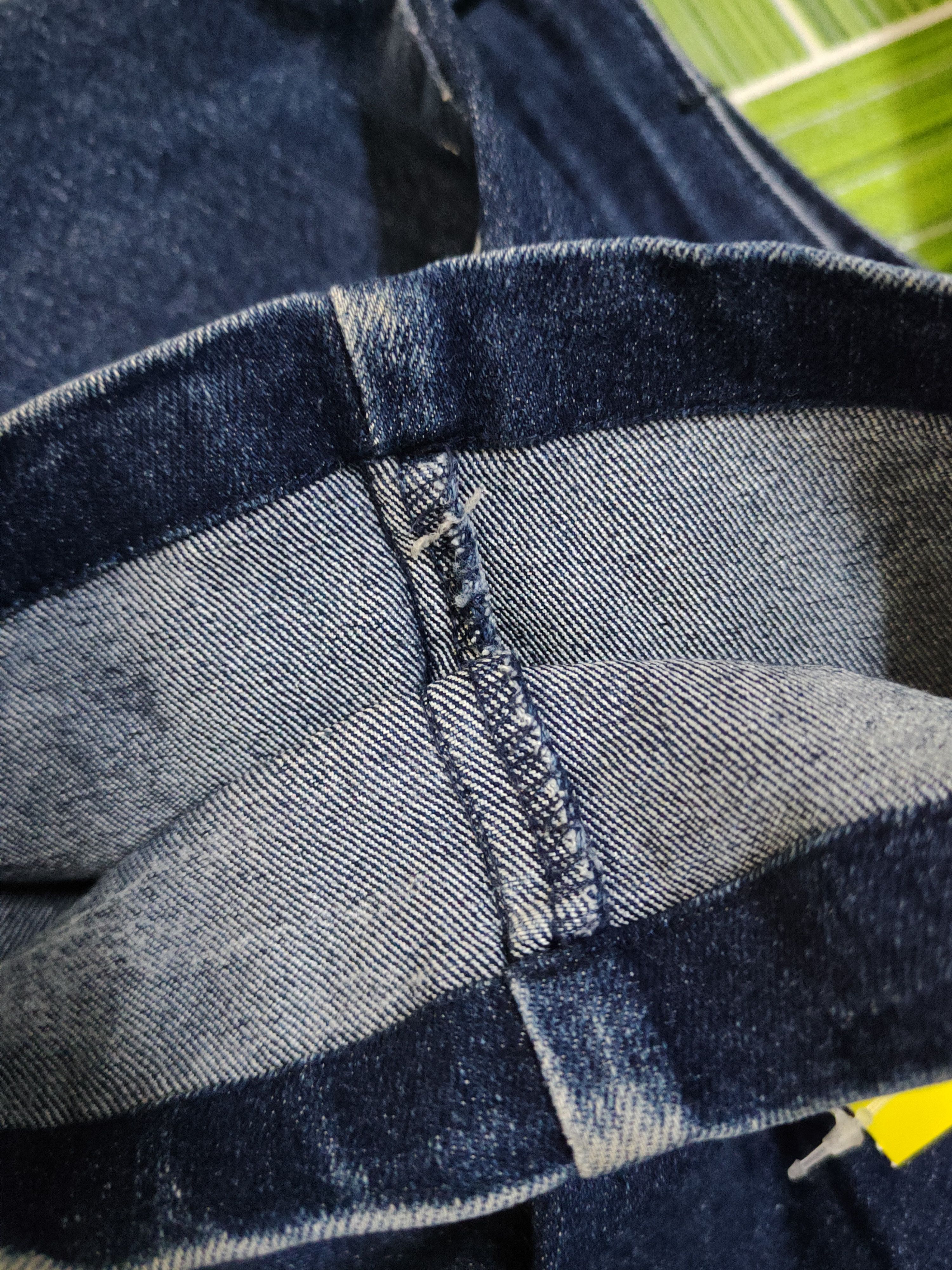 Japanese Brand FieldCore Dark Blue Distressed Ripped denim Jeans #W2064 Size US 32 / EU 48 - 13 Thumbnail