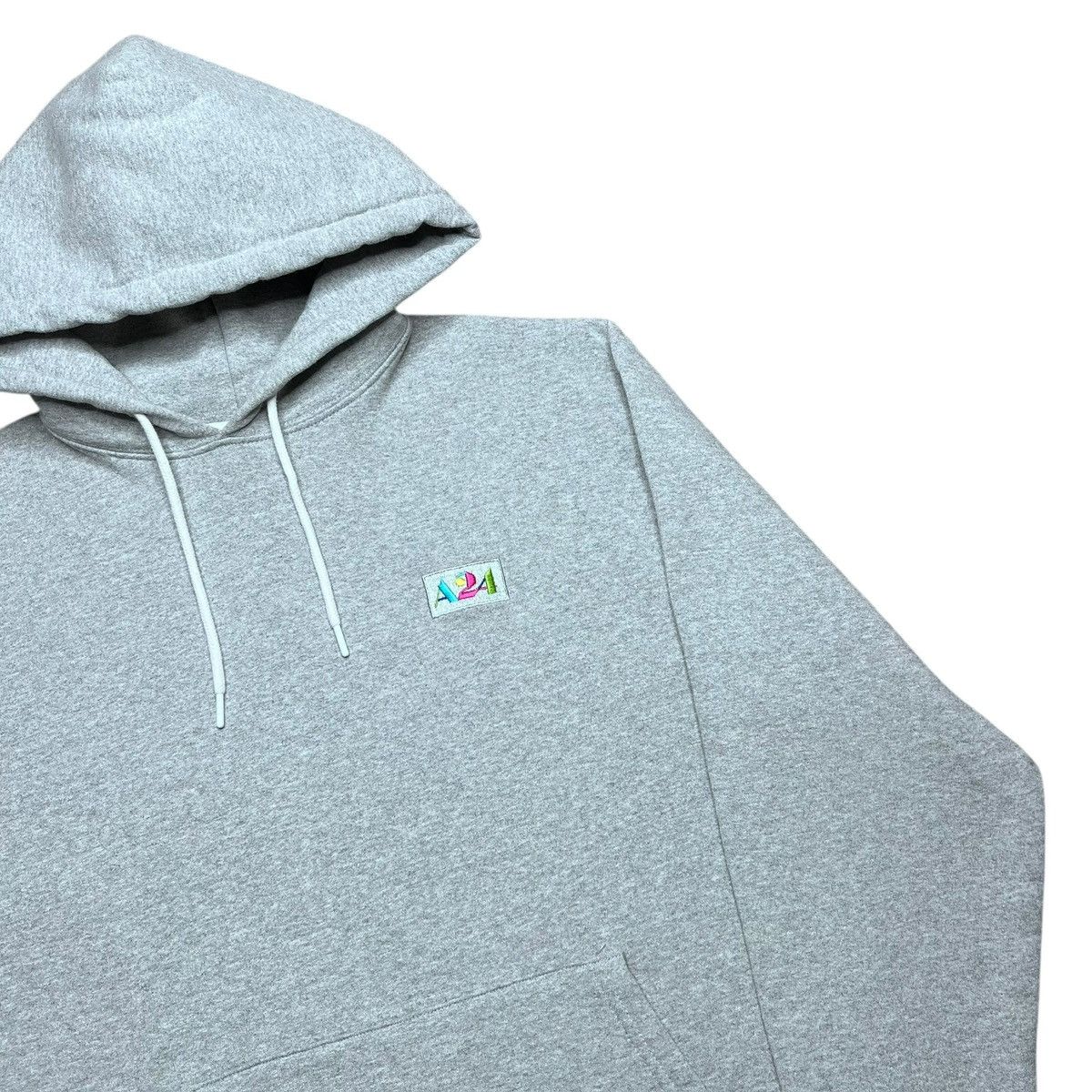 A24 A24 Movies Grey Embroidered Patch Pullover Hoodie Sz L Size US L / EU 52-54 / 3 - 15 Thumbnail