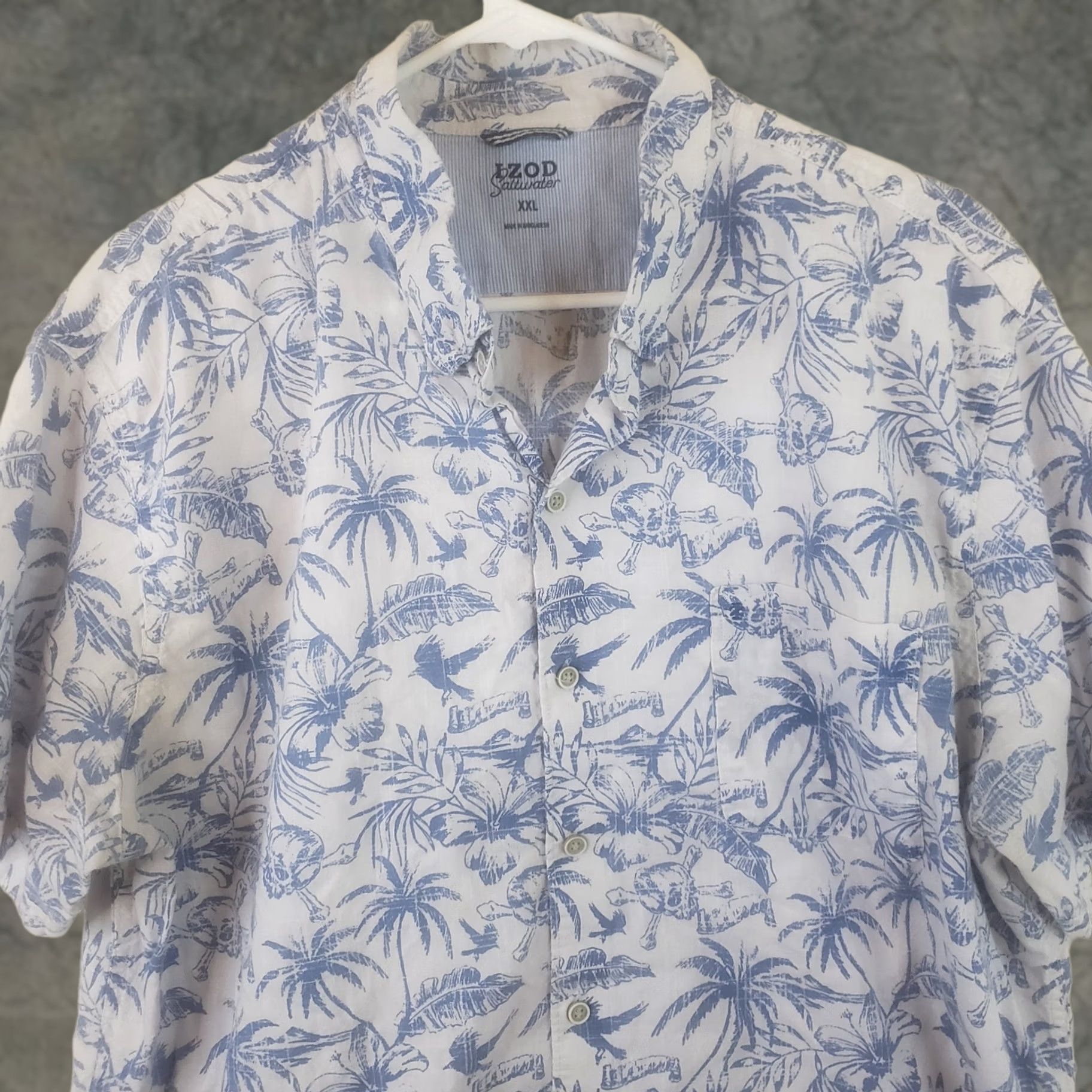 Izod IZOD Saltwater Blue Floral Print Short Sleeve Cotton Button-Up Shirt Men's 2XL Size US XXL / EU 58 / 5 - 1 Thumbnail
