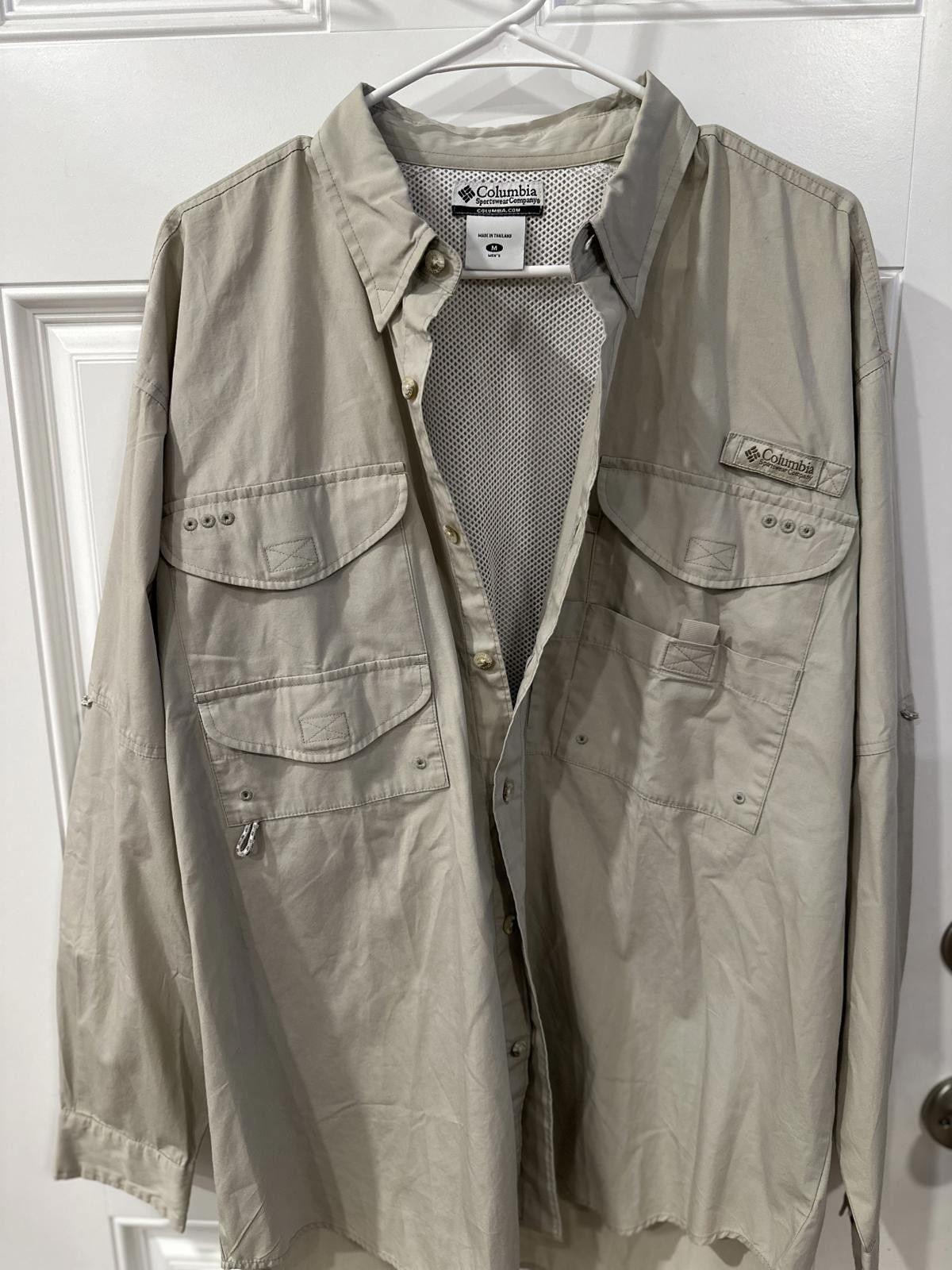 Columbia Columbia PFG Fishing Gear Shirt Medium Tan Khakis Vented Size US M / EU 48-50 / 2 - 1 Thumbnail