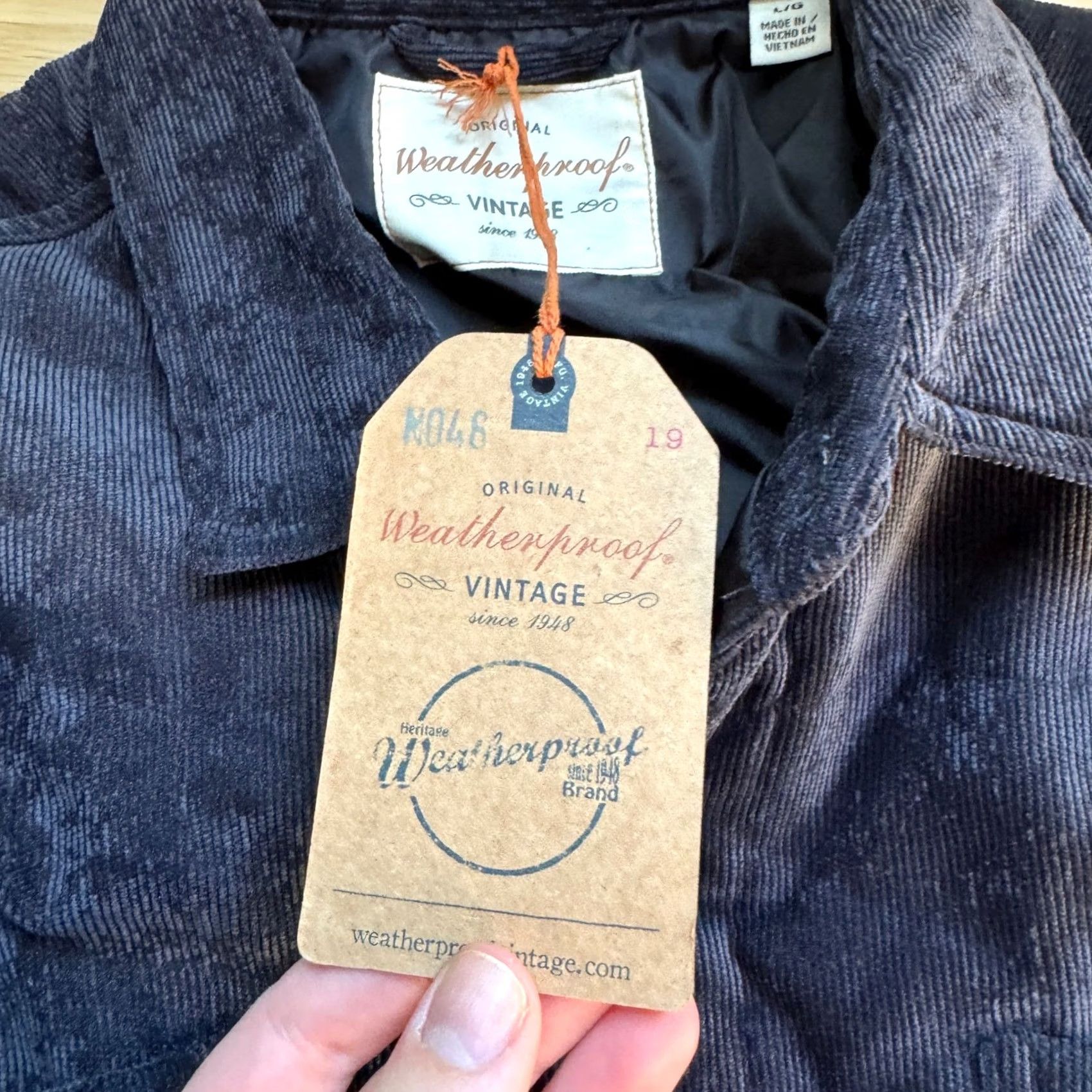Weatherproof VINTAGE Weatherproof Jacket Black Corduroy Quilted Button-Front Large Mens Size US L / EU 52-54 / 3 - 4 Thumbnail