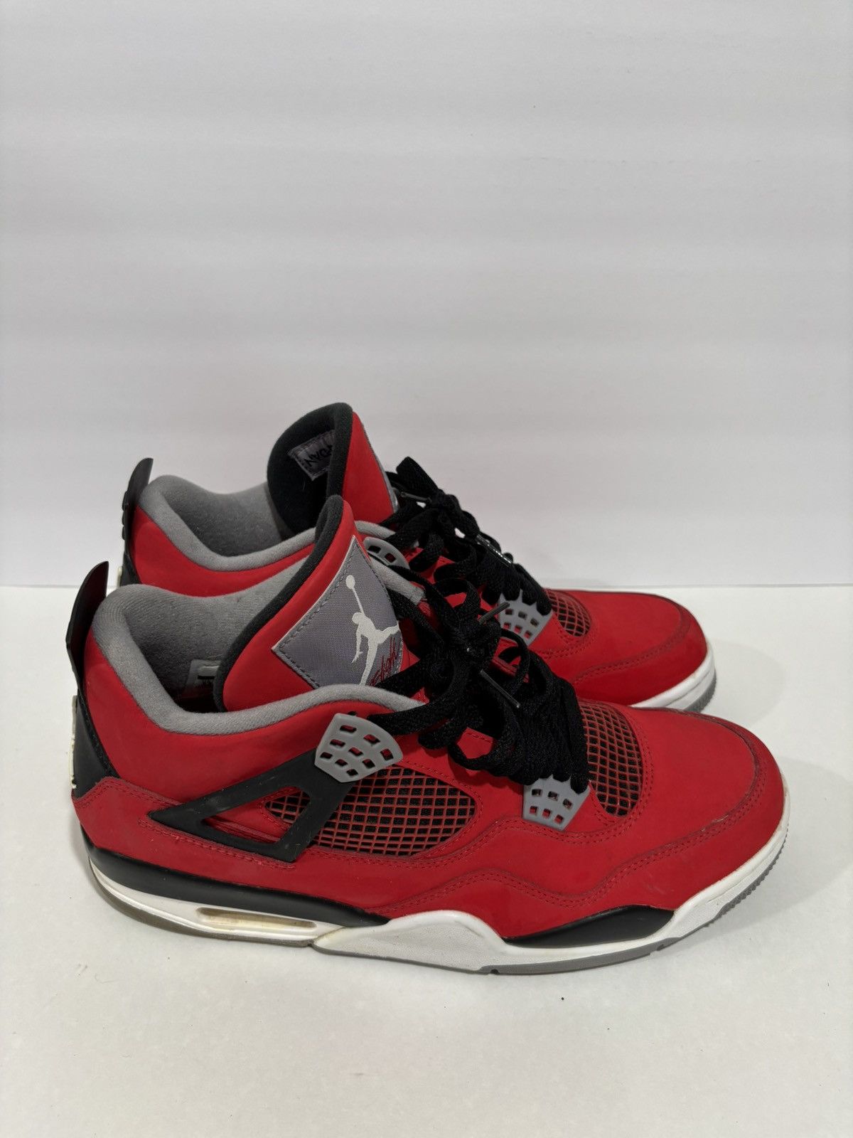 Jordan Brand Jordan 4 Retro "Toro Bravo" Size US 9.5 / EU 42-43 - 3 Thumbnail
