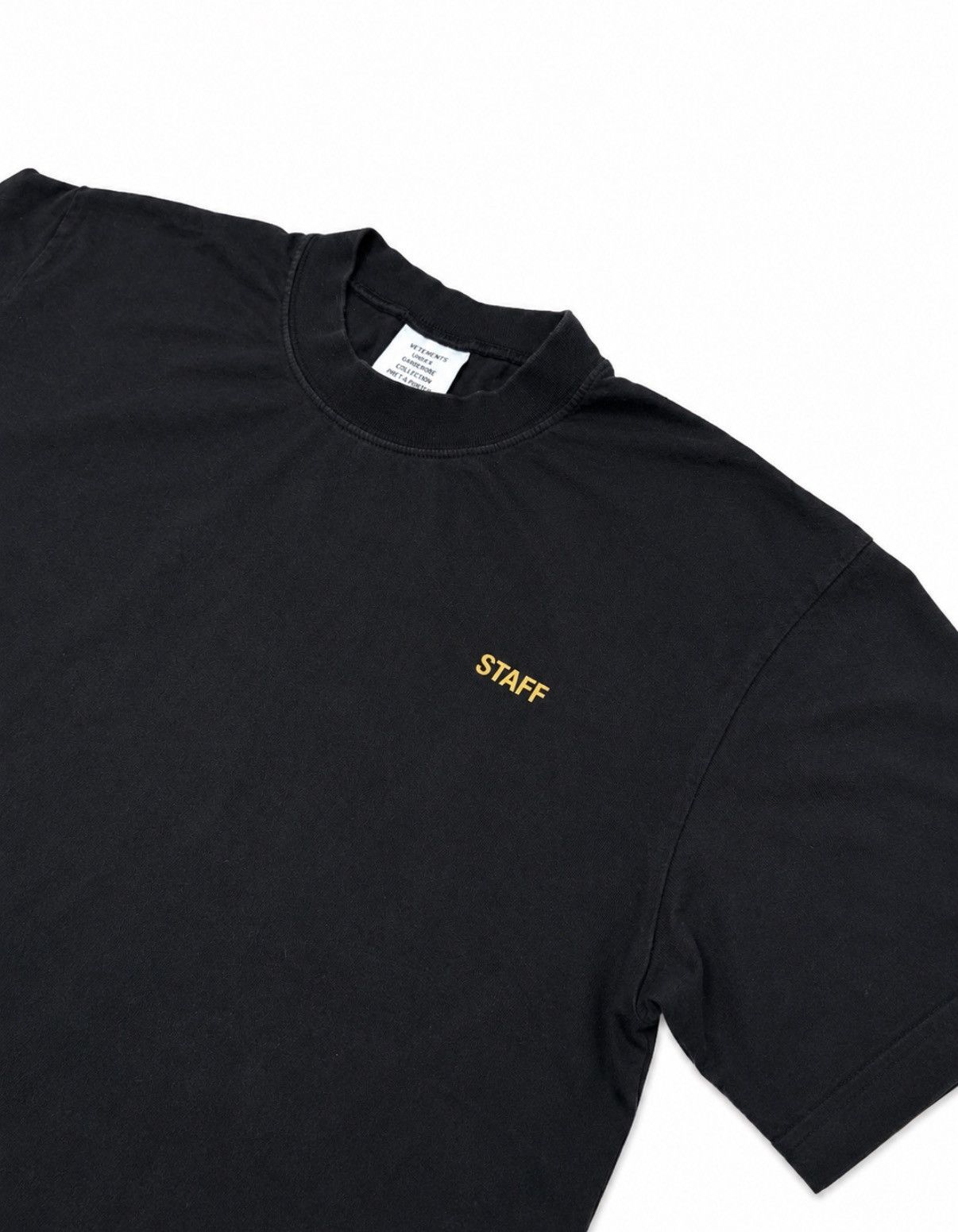 Vetements Vetements Staff Tee in Black Size US M / EU 48-50 / 2 - 4 Thumbnail