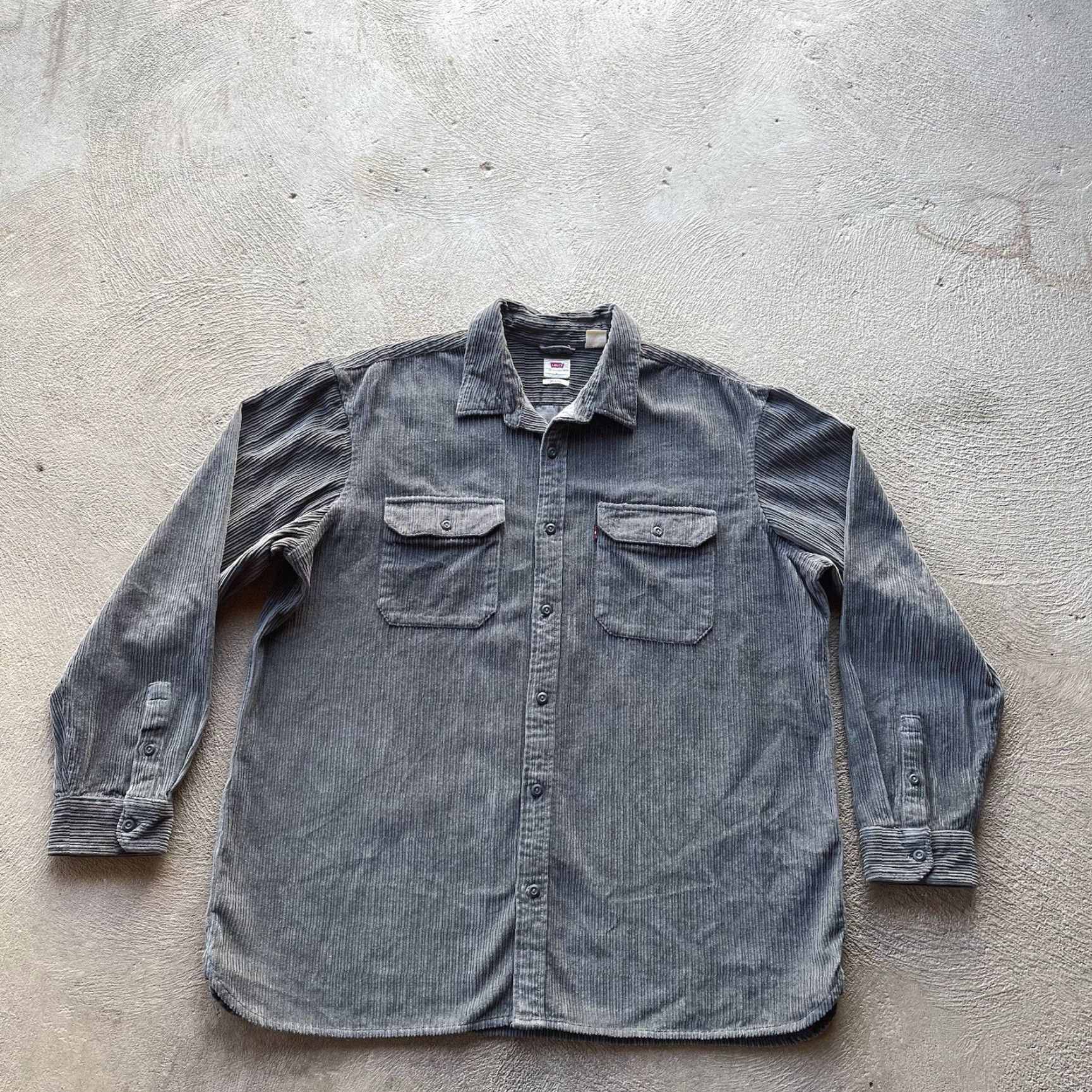Levi's Levi's Shirt Men XL Gray Corduroy Button-Up Western Cowboy Classic Casual Mens Button-Front 60s-90s Influence Size US XL / EU 56 / 4 - 2 Thumbnail