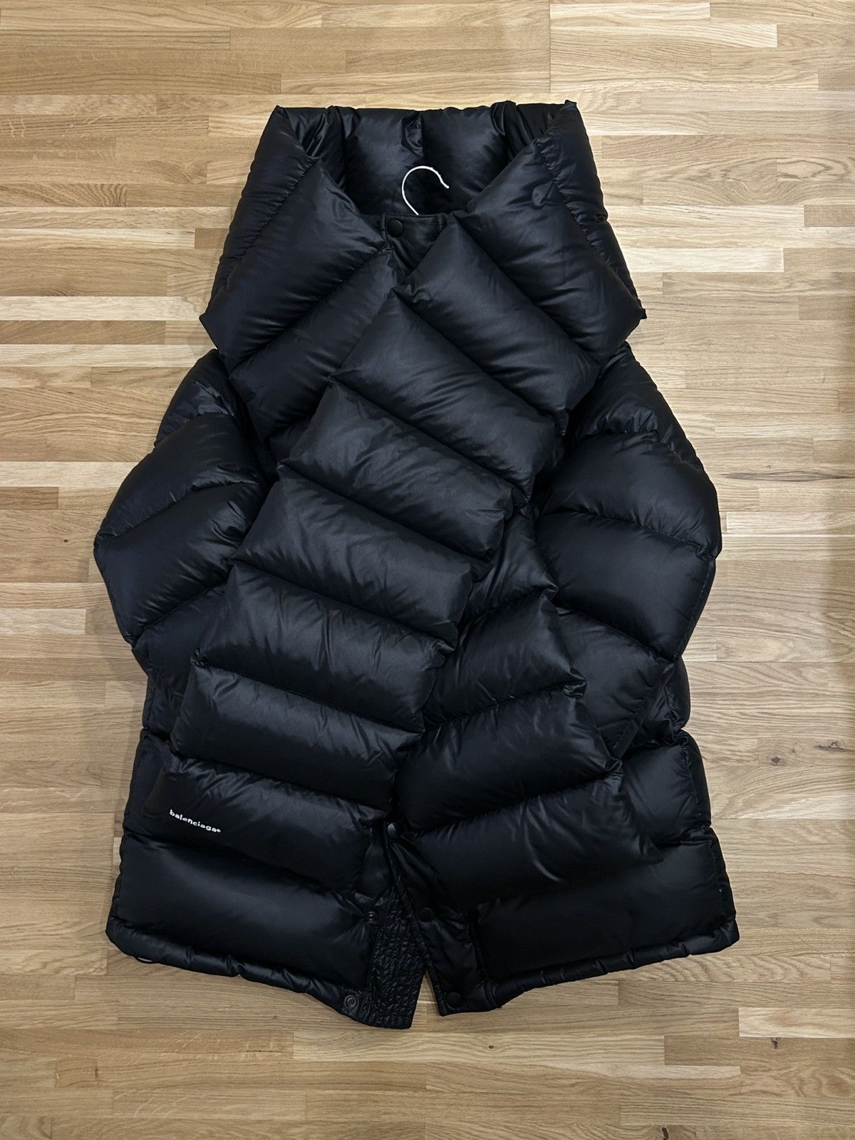 Balenciaga Balenciaga Outspace Puffer Jacket Size US S / EU 44-46 / 1 - 2 Thumbnail