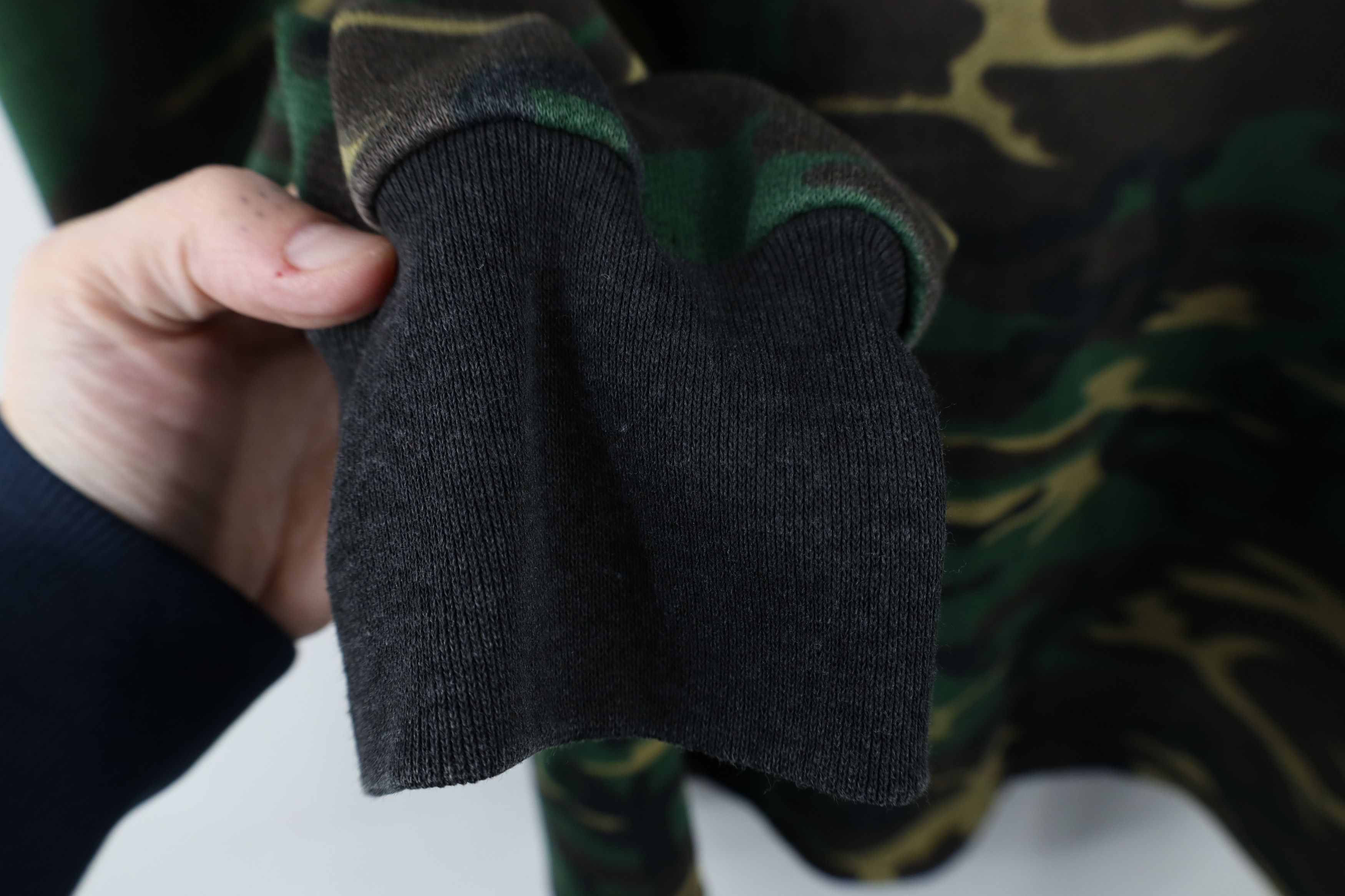 Vintage Vintage 90s Streetwear Faded Camouflage Crewneck Sweatshirt Size US XL / EU 56 / 4 - 5 Thumbnail