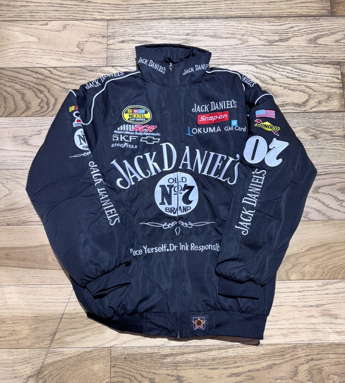 NASCAR × Vintage Embroidered NASCAR bomber jacket Porsche size L Size US L / EU 52-54 / 3 - 5 Thumbnail