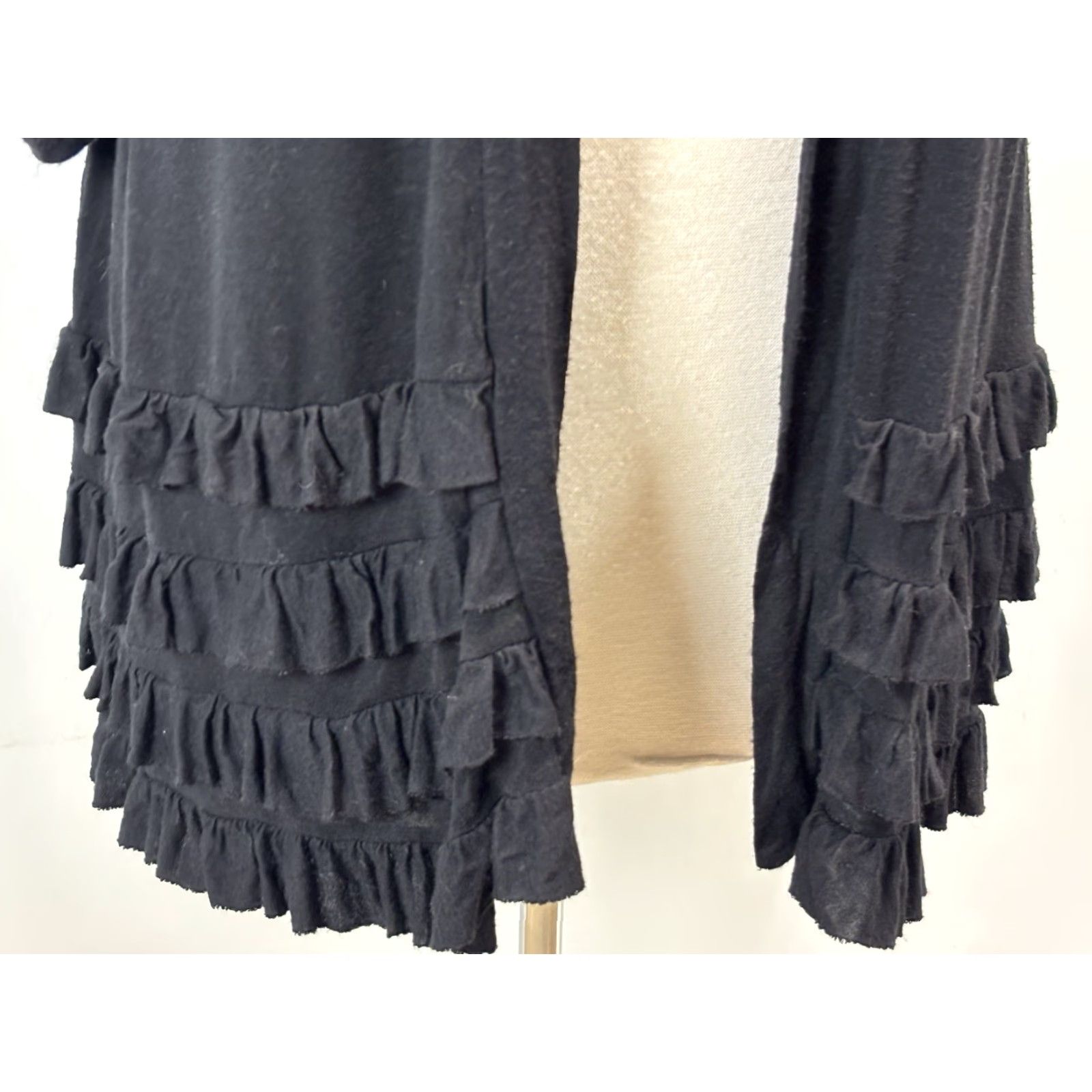 Vintage Soma Intimates Cardigan Shirt Top Sz Small Women’s Black Tiered Ruffles Open Size S / US 4 / IT 40 - 6 Thumbnail
