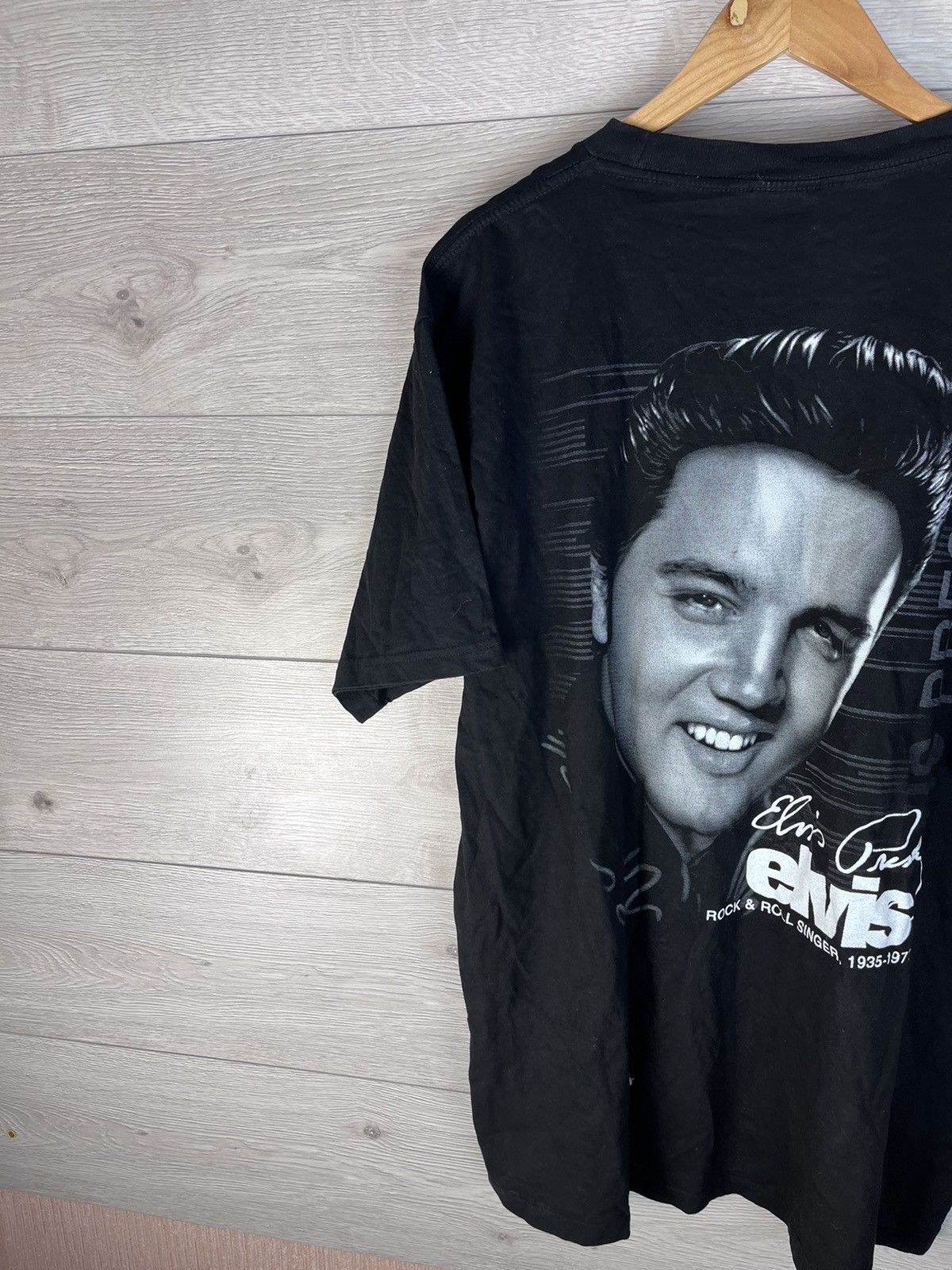 Fruit Of The Loom Vintage men’s Merch t-shirt Elvis Presley size xl Size US XL / EU 56 / 4 - 8 Thumbnail