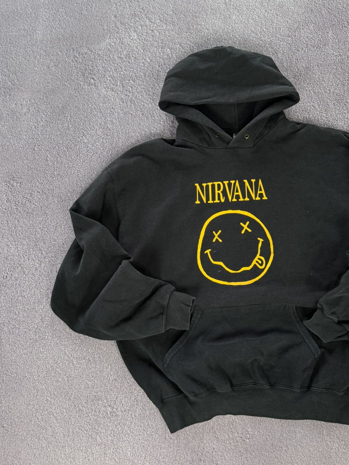 Band Tees Vintage Nirvana Smile Grunge Band Hoodie Size US XL / EU 56 / 4 - 4 Thumbnail