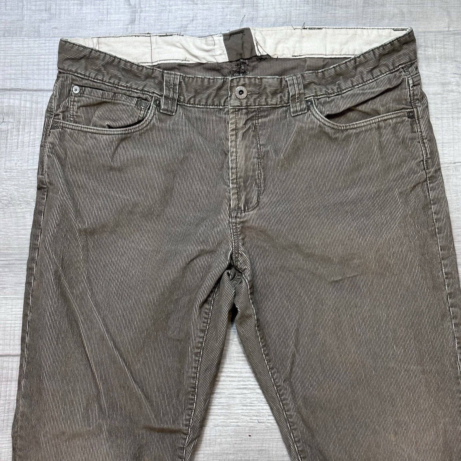L.L. Bean L.L. Bean Signature Men's Slim Straight Corduroy Pants 38x32 Size US 38 / EU 54 - 3 Thumbnail
