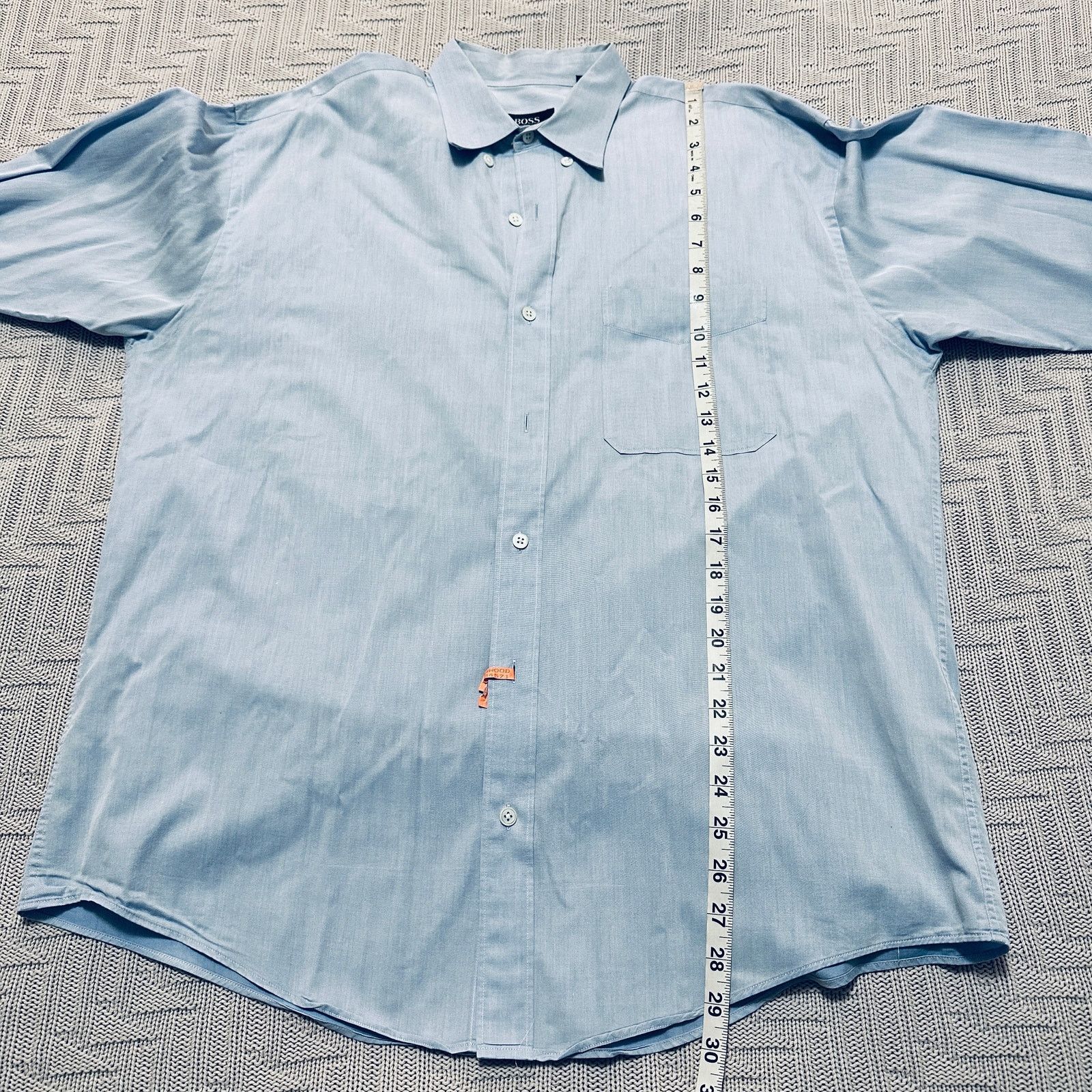 Hugo Boss Hugo Boss solid blue button down Size US L / EU 52-54 / 3 - 7 Thumbnail