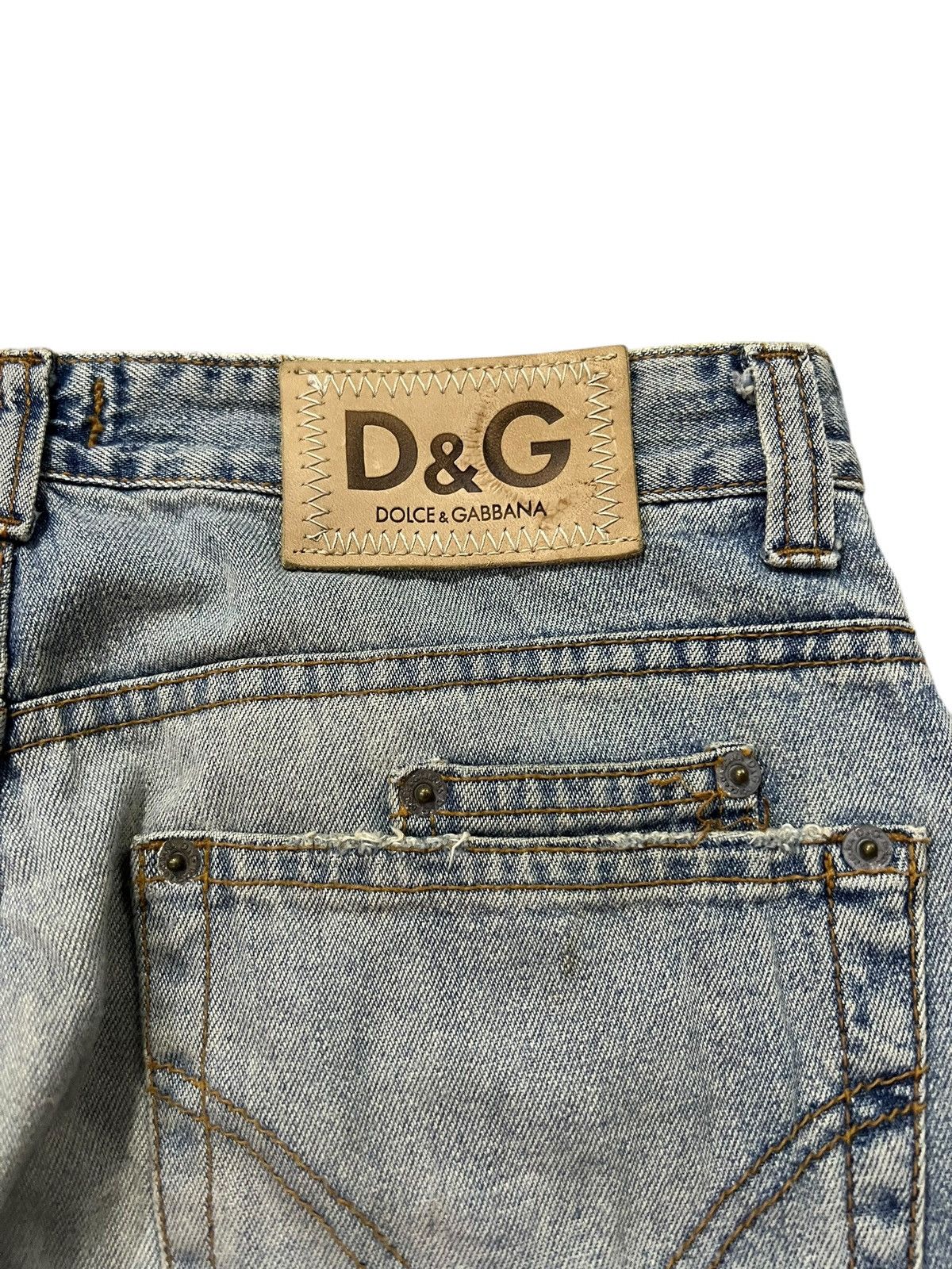 Dolce & Gabbana Dolce & Gabbana Distressed Light Wash Jean like kapital Size US 29 - 14 Thumbnail
