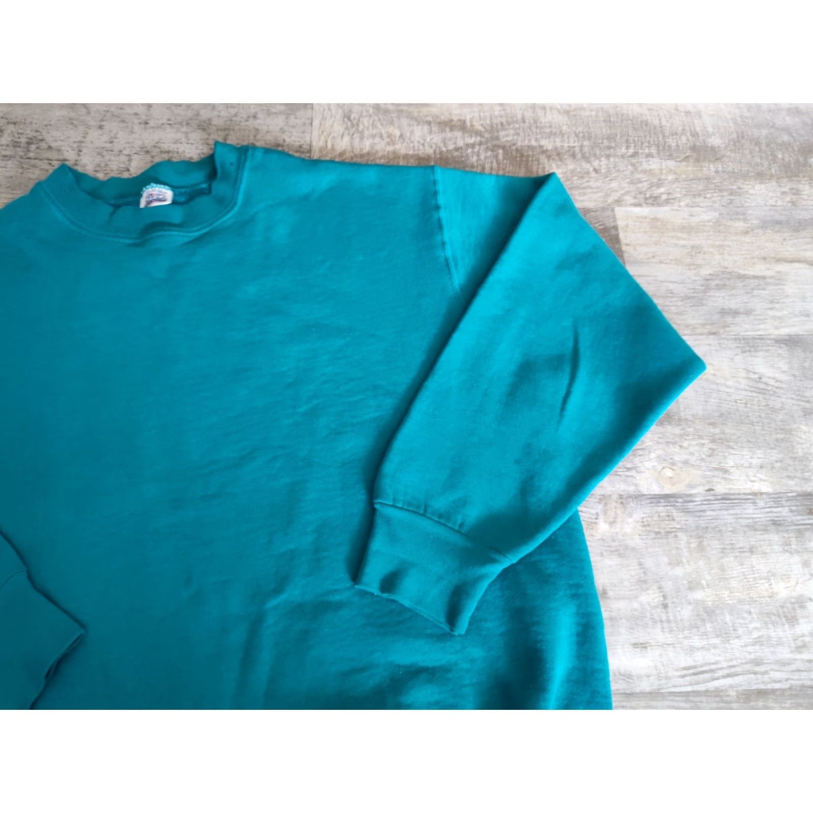 Altea VINTAGE BVD Sweatshirt Teal Crewneck 90s USA Crew Neck Size L Men Long Sleeve Fleece Inside Green / Cotton Blend Polyester Size US L / EU 52-54 / 3 - 2 Thumbnail