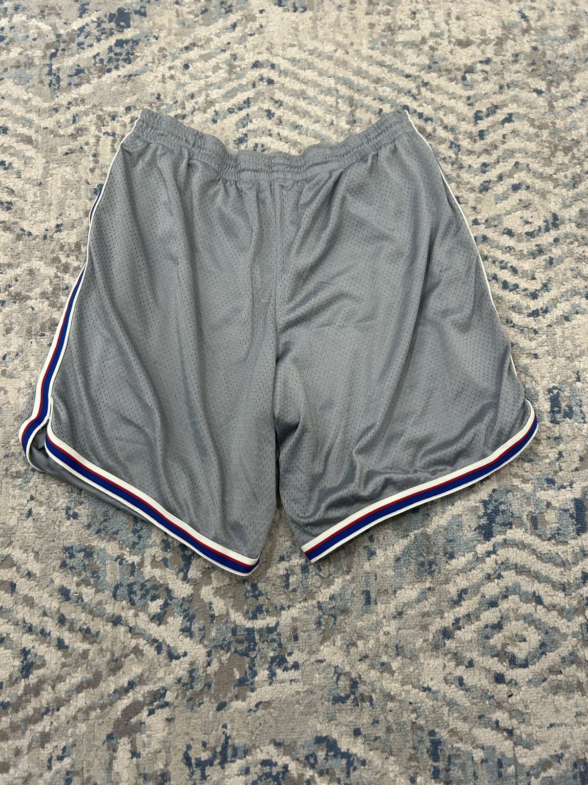 Champion Gray champion shorts Size US 34 / EU 50 - 2 Thumbnail
