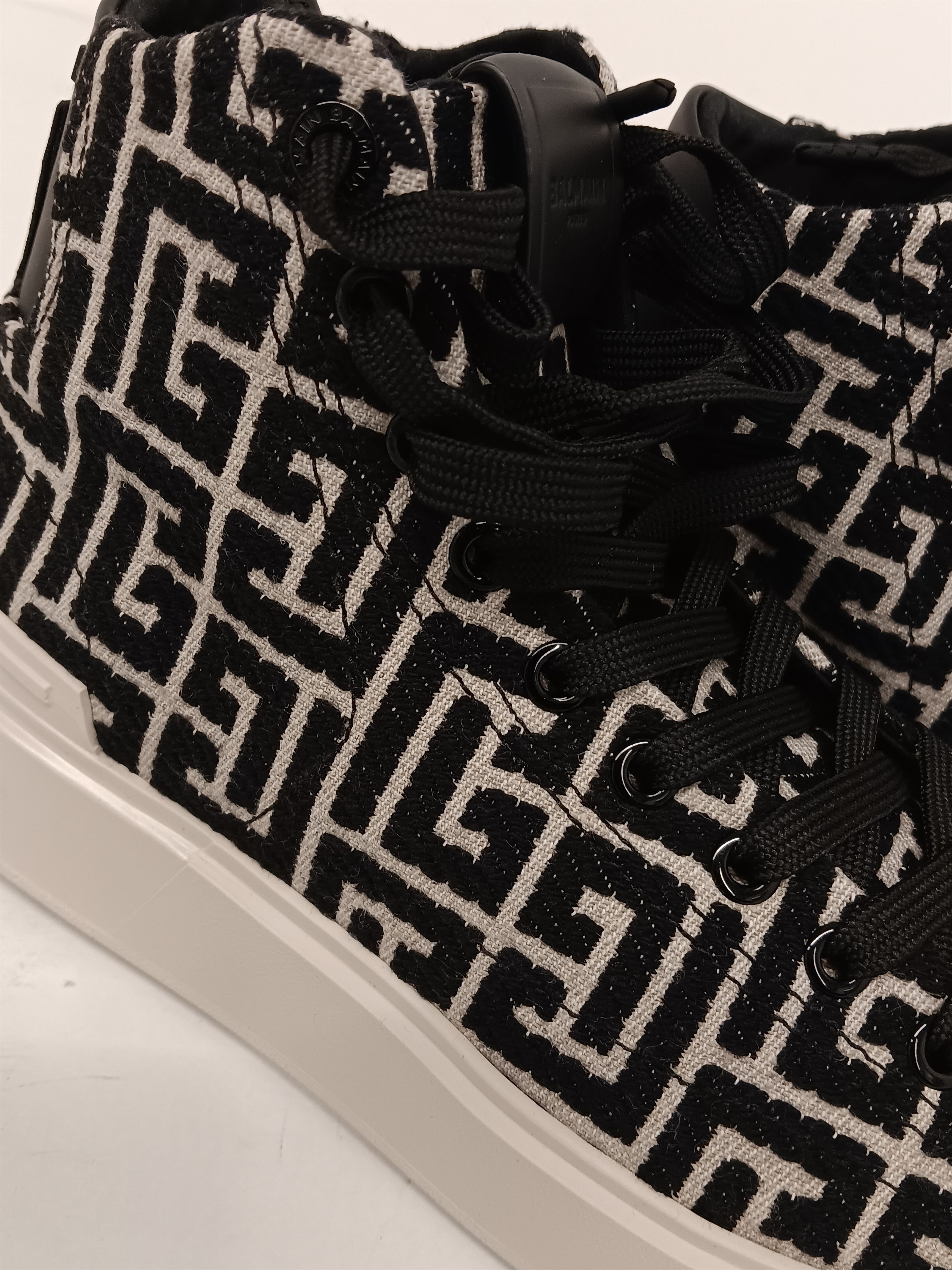 Balmain Balmain B-Court Bicolor Monogram Jacquard High-Top Sneakers Size US 7 / IT 37 - 22 Thumbnail