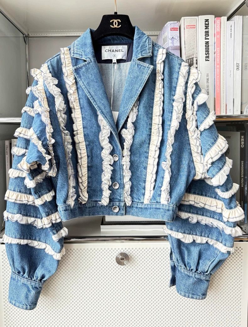 Chanel Chanel Roof series denim blue denim jacket Size XS / US 0-2 / IT 36-38 - 1 Thumbnail