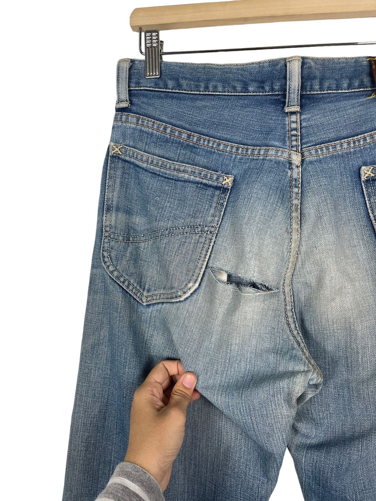 Japanese Brand × Lee × Vintage Vintage Union Made Lee Ripped Denim Jeans Button Fly Size US 30 / EU 46 - 9 Thumbnail