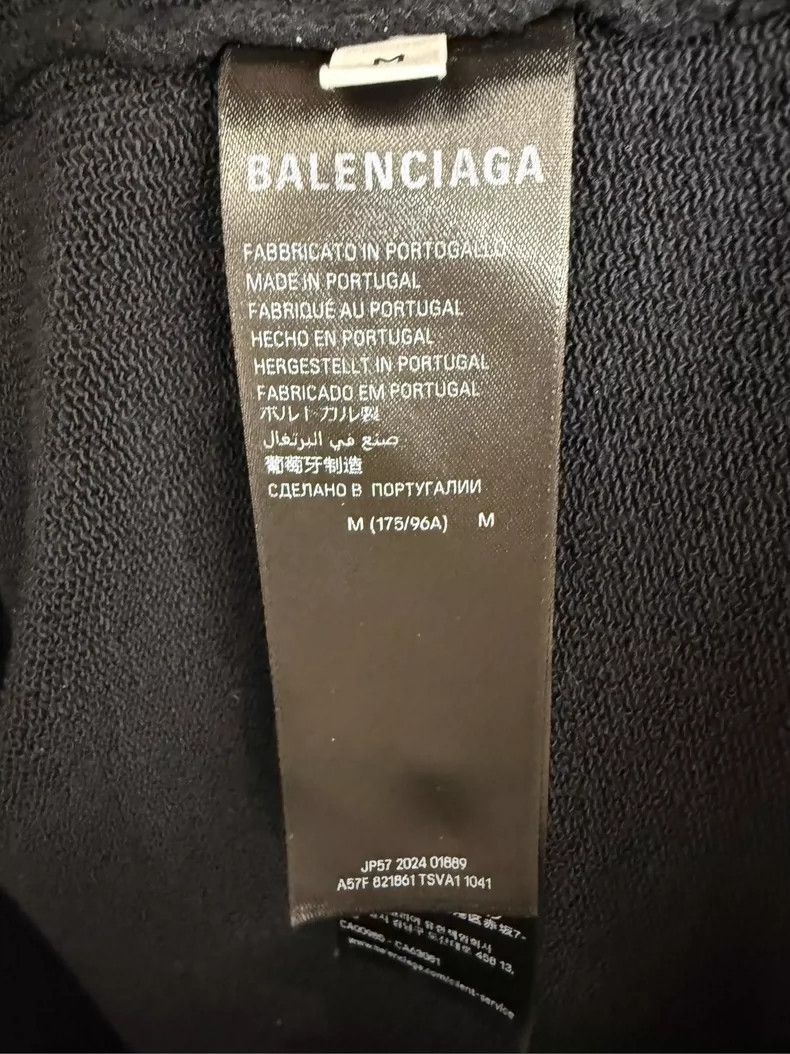 Balenciaga Balenciaga Year of the snake limited the destruction of em Size US M / EU 48-50 / 2 - 4 Thumbnail