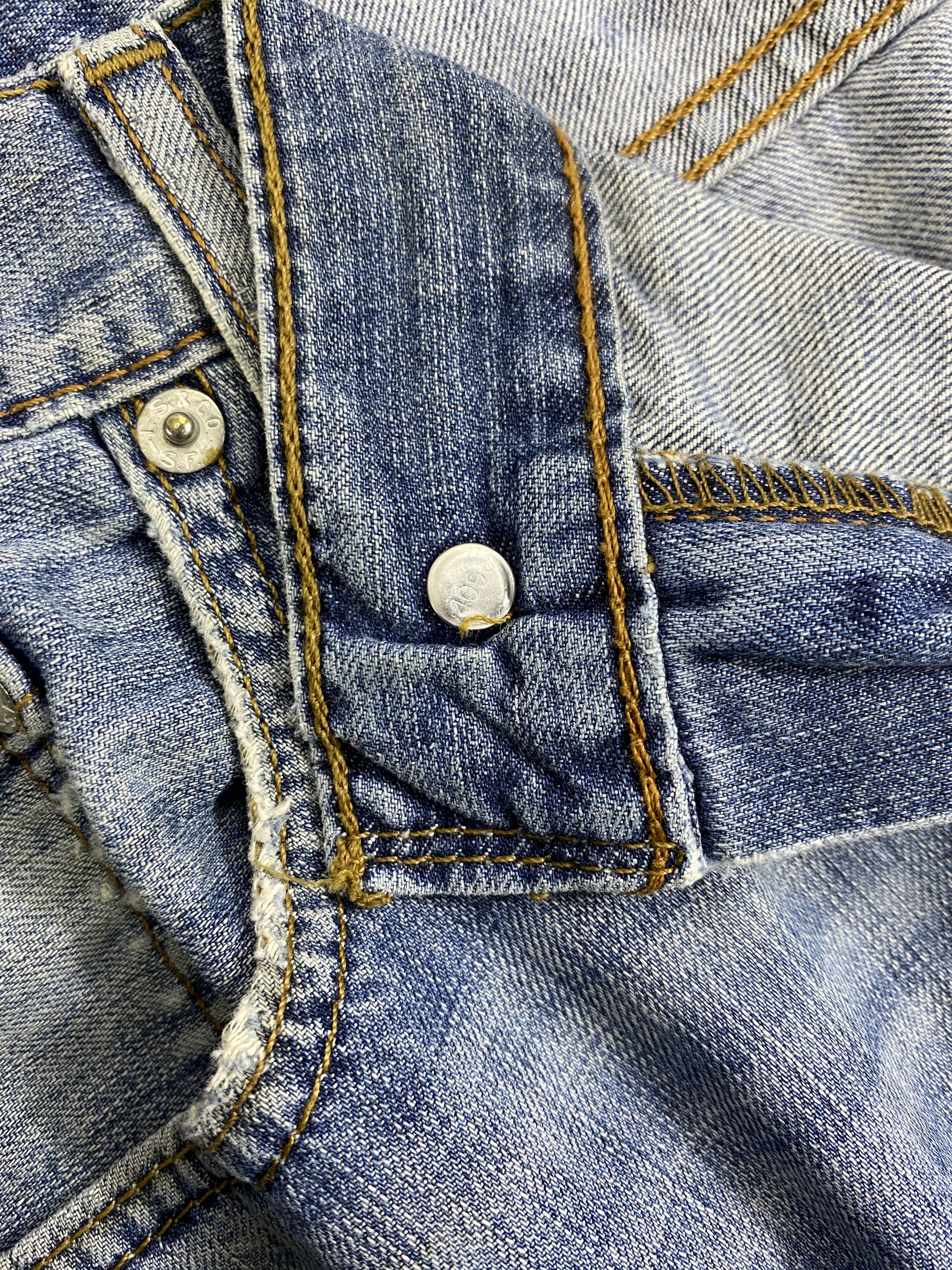 Japanese Brand Light Wash Vintage Levi's 505 Jeans 40x32 Denim JN2146 Size US 40 / EU 56 - 7 Thumbnail