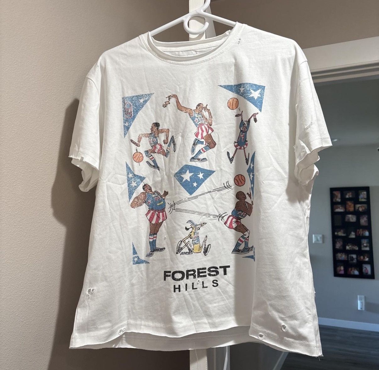 Other Forest Hills white graphic tee (SOLD OUT) Size US L / EU 52-54 / 3 - 1 Thumbnail