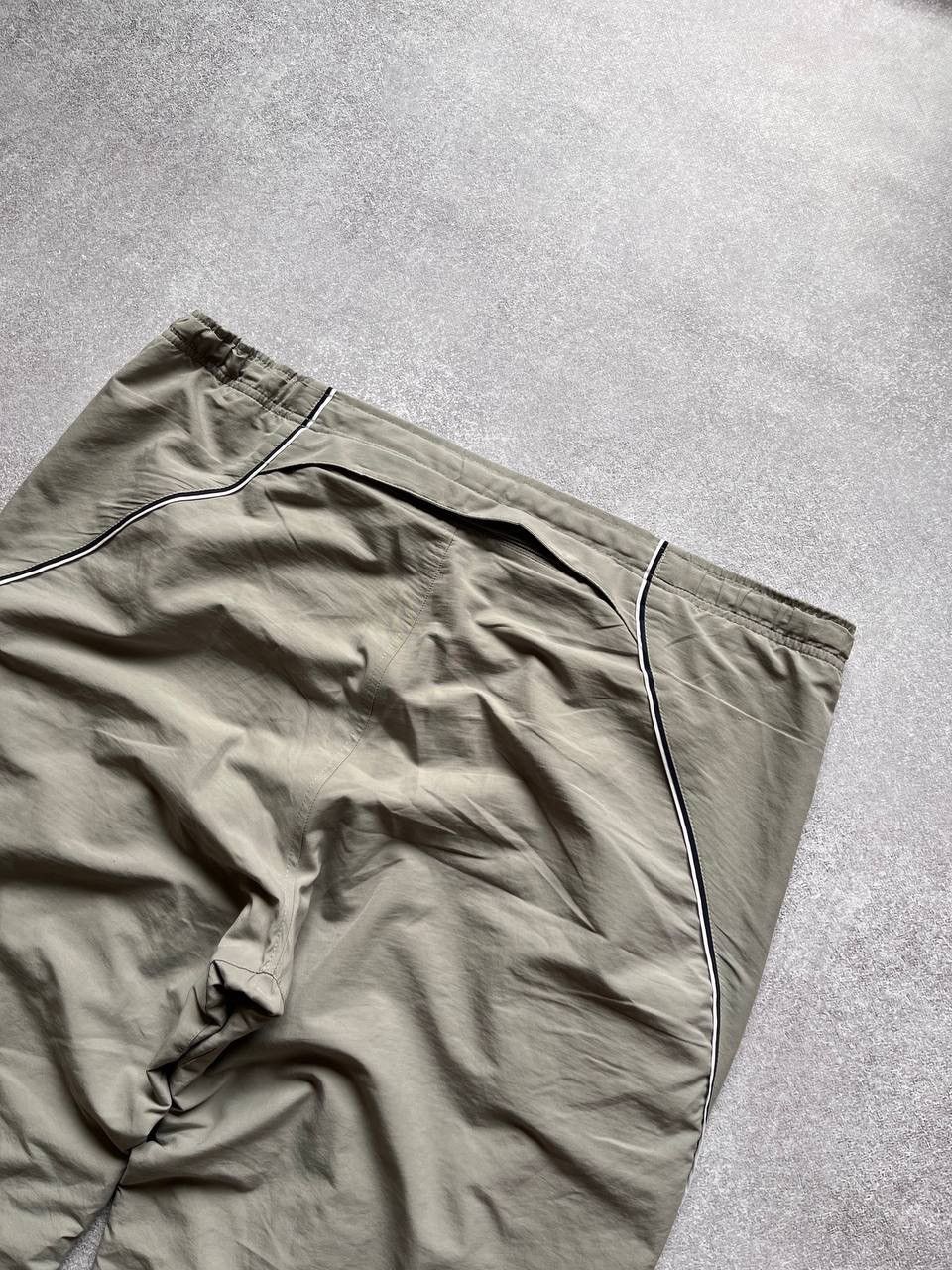 Nike × Vintage Vintage Nike Baggy Nylon Trackpants Y2K XL Size US 36 / EU 52 - 5 Thumbnail