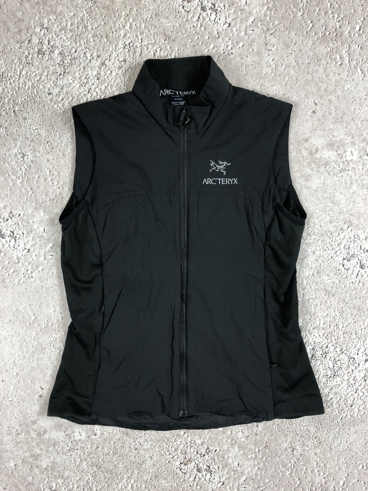 image of Arcteryx Women’S Vest in Black, Women's (Size Medium)