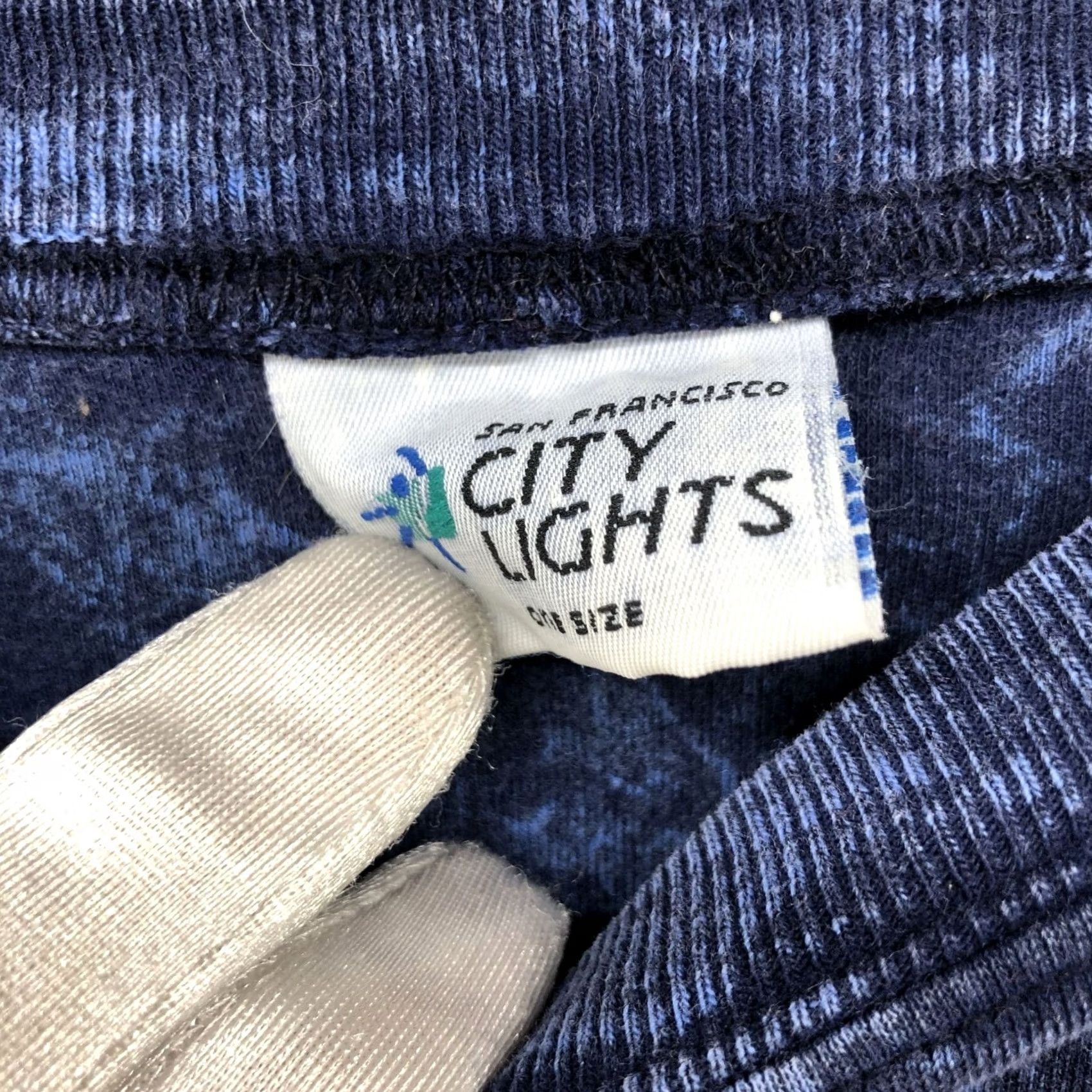 Vintage VINTAGE City Lights Oversized Sweatshirt One Size Mens Womens Blue Stone Wash Sweatshirt Pullover Crew Neck Fleece 100% Cotton Size ONE SIZE - 6 Thumbnail
