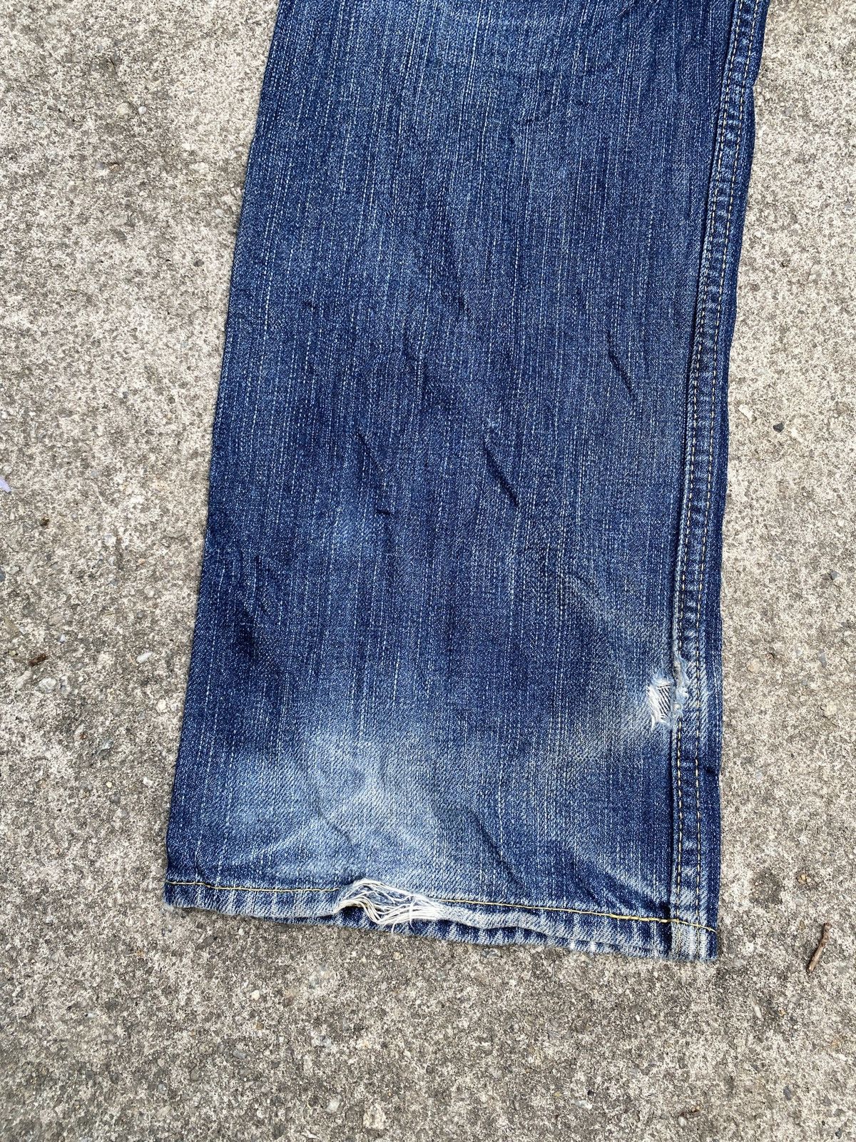 Issey Miyake × Japanese Brand Issey Miyake Blue Faded Patchwork Distressed Denim Size US 30 / EU 46 - 11 Thumbnail