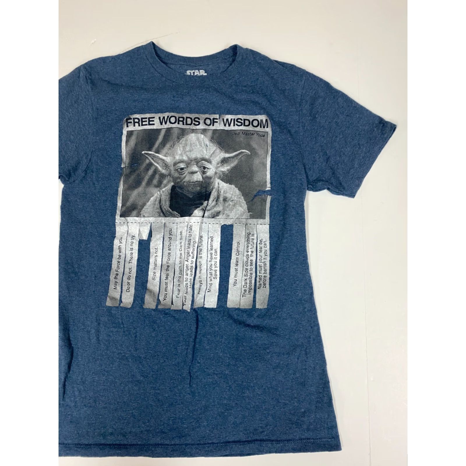 Star Wars Star Wars Shirt Mens Small Blue Yoda Crew Neck Short Sleeve Cotton Knit Logo 90s University Breathing Good Condition Size US S / EU 44-46 / 1 - 2 Thumbnail