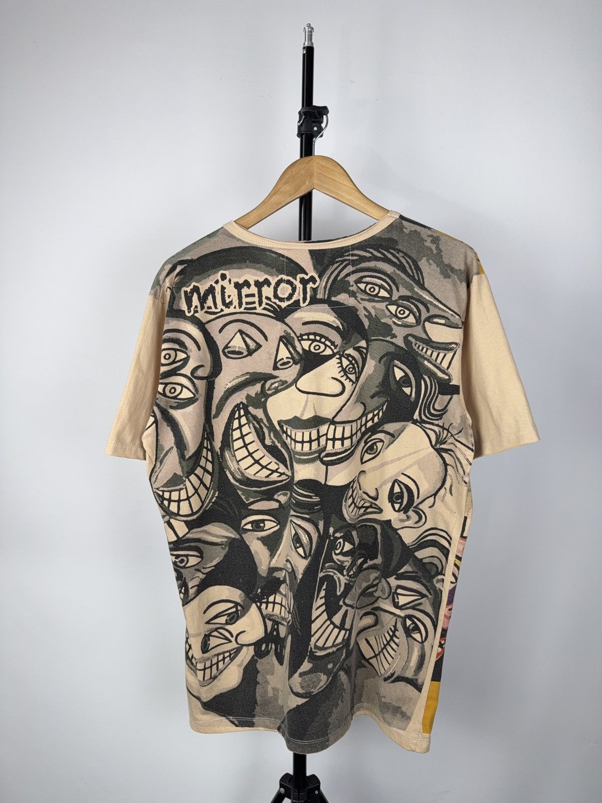 Vintage Mirror Graphic T-Shirt All Over Print Picasso-Inspired Art Size US L / EU 52-54 / 3 - 5 Thumbnail