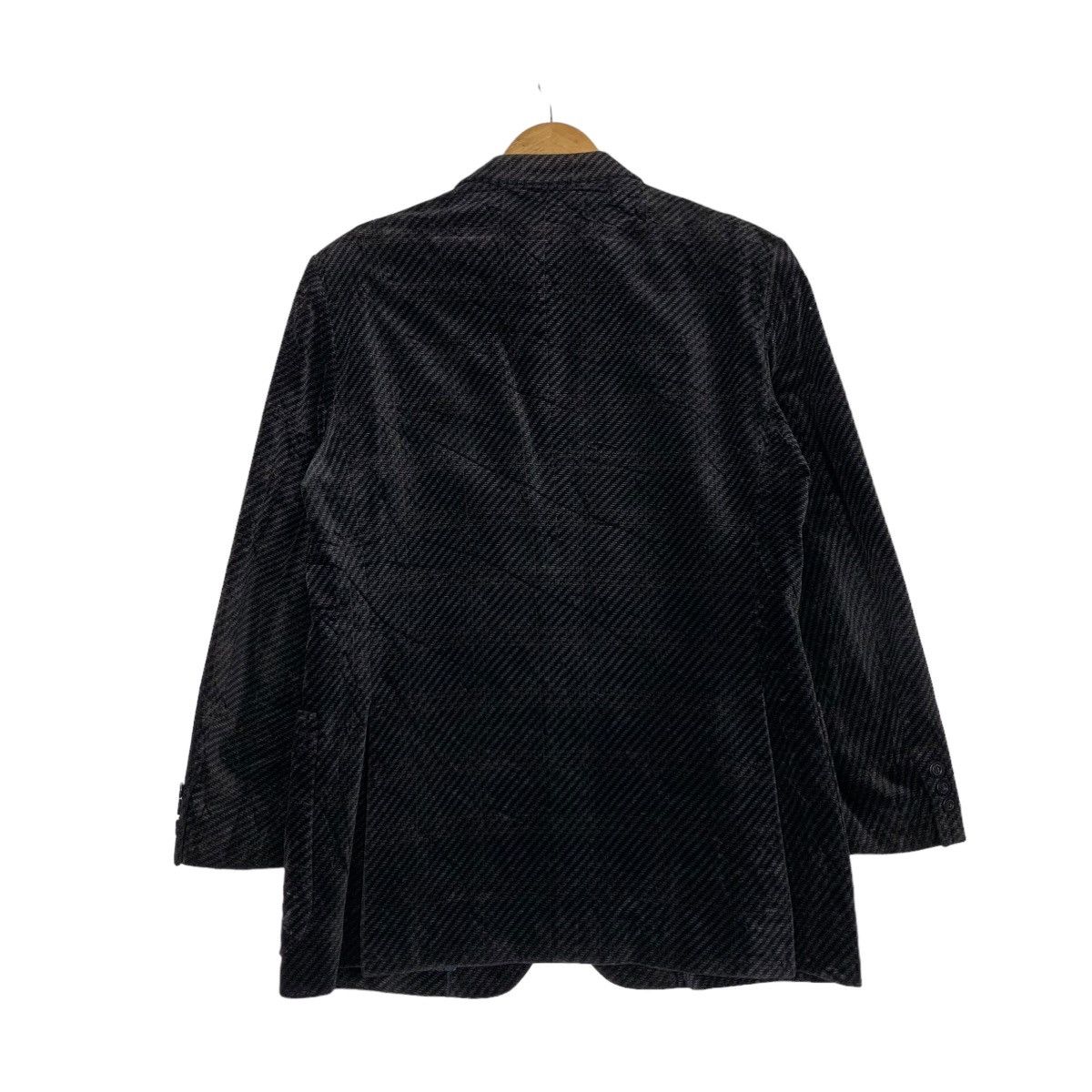 Japanese Brand Royal Volunt Niedieck Briliant Velvet Suit Jacket #0942-C42 Size US M / EU 48-50 / 2 - 17 Thumbnail