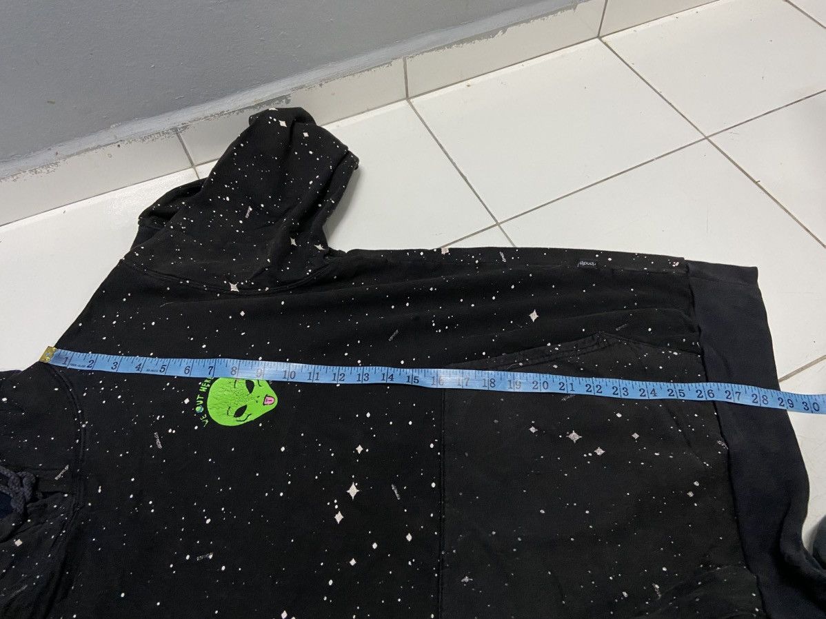 RIPNDIP RIPNDIP ALIEN GALAXY “WE OUT HERE” BLACK HOODIE Size US M / EU 48-50 / 2 - 14 Thumbnail