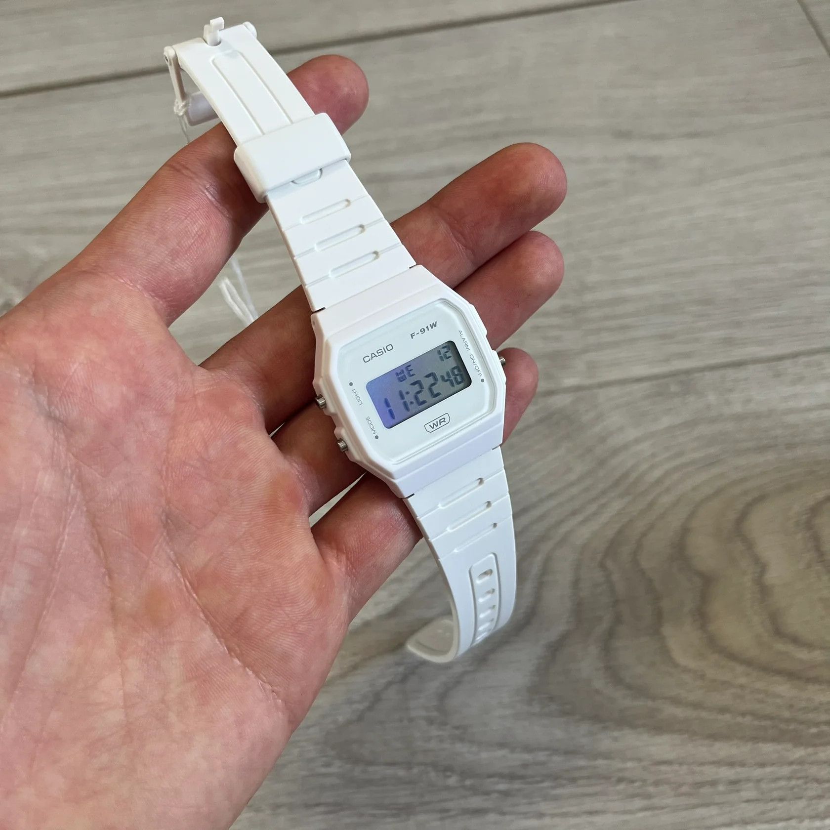 Casio Casio f-91W White & Holo "White Crystal" Digital Watch Size ONE SIZE - 6 Thumbnail