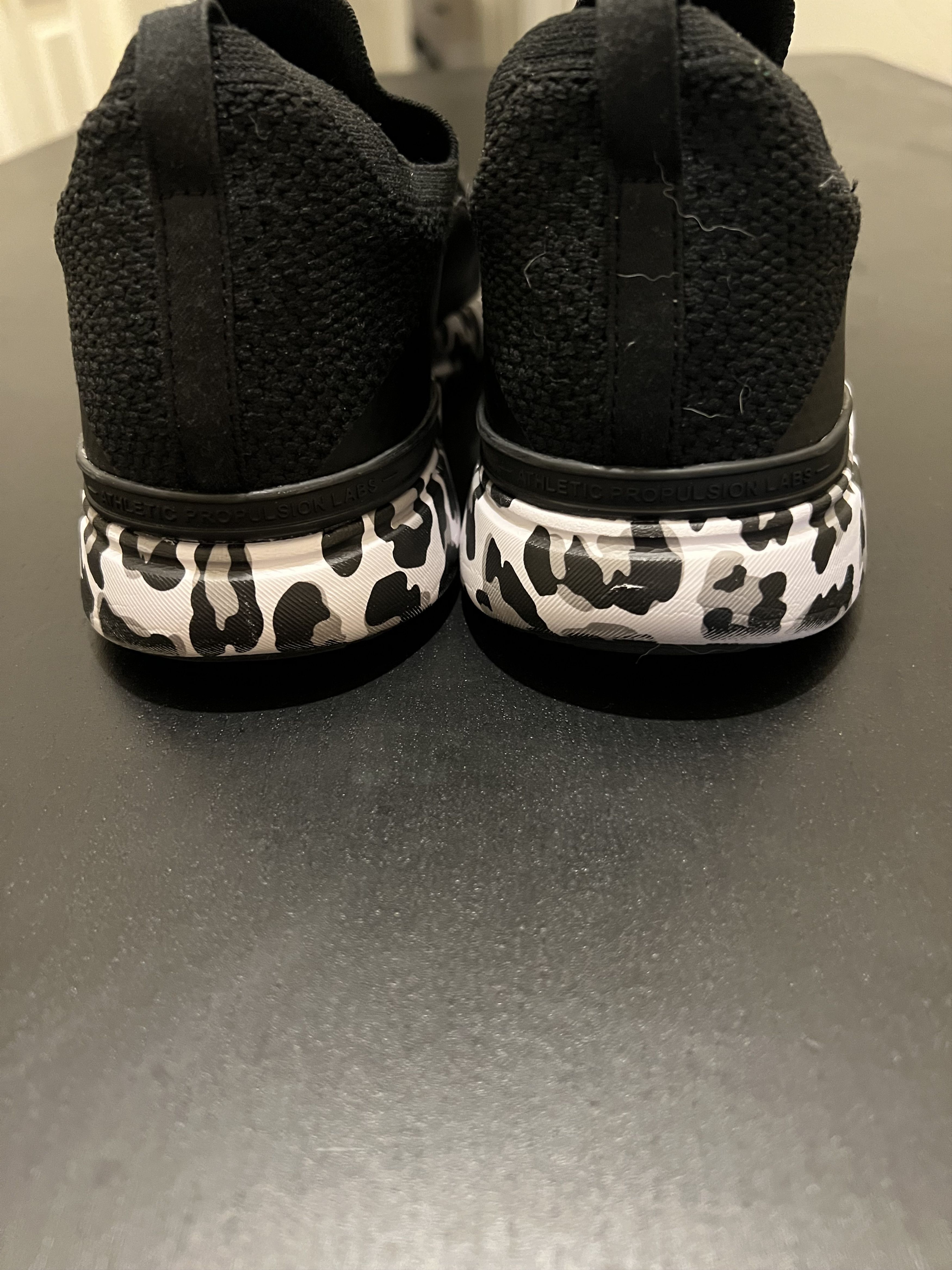 Athletic Propulsion Labs WOMENS TECHLOOM BLISS BLACK/WHITE/LEOPARD 10.5 EUC Size US 10.5 / IT 40.5 - 3 Thumbnail