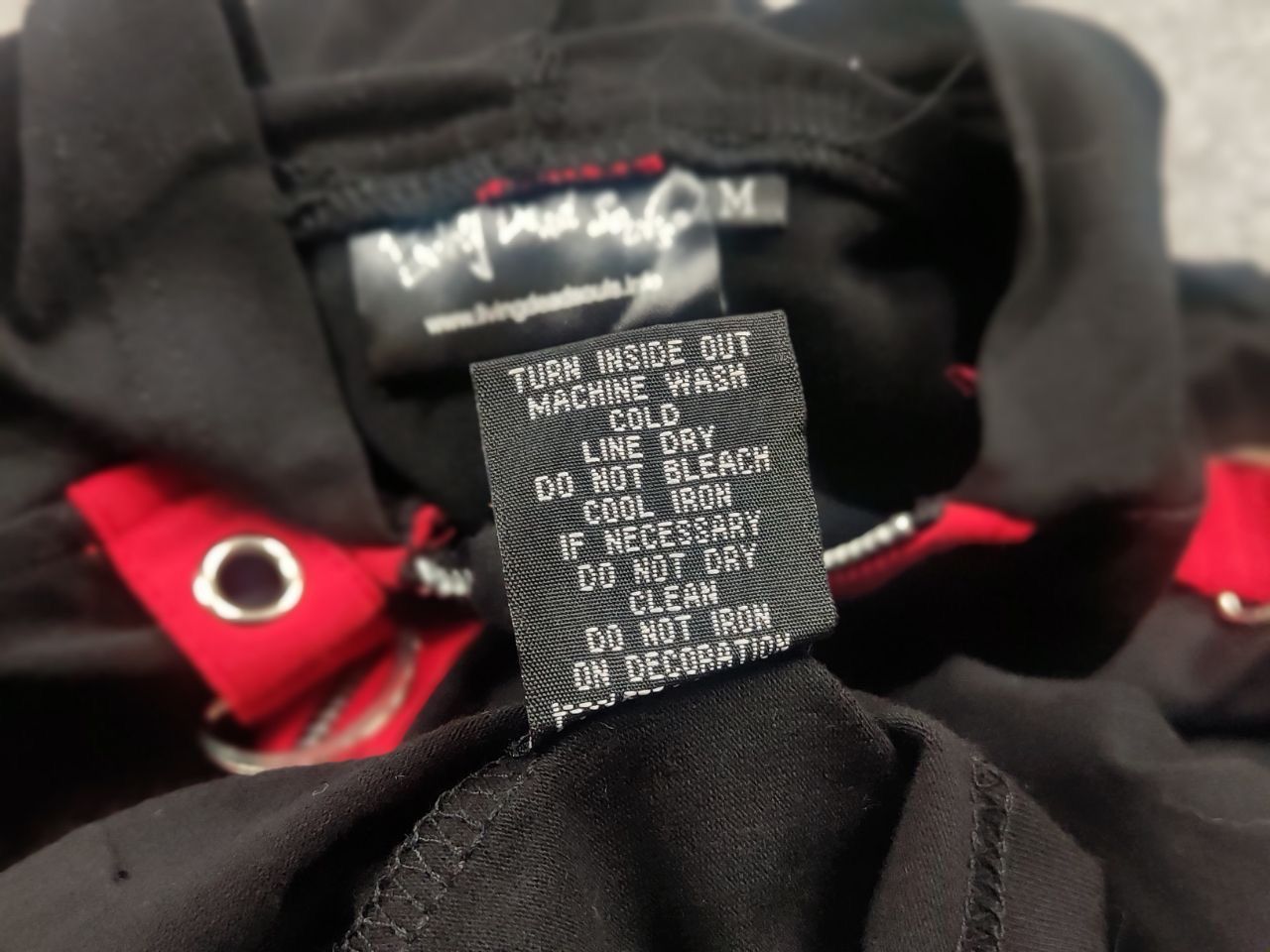 If Six Was Nine Vintage living dead dolls Avant Garde Zip Up Hoodie Y2K Size US M / EU 48-50 / 2 - 12 Thumbnail